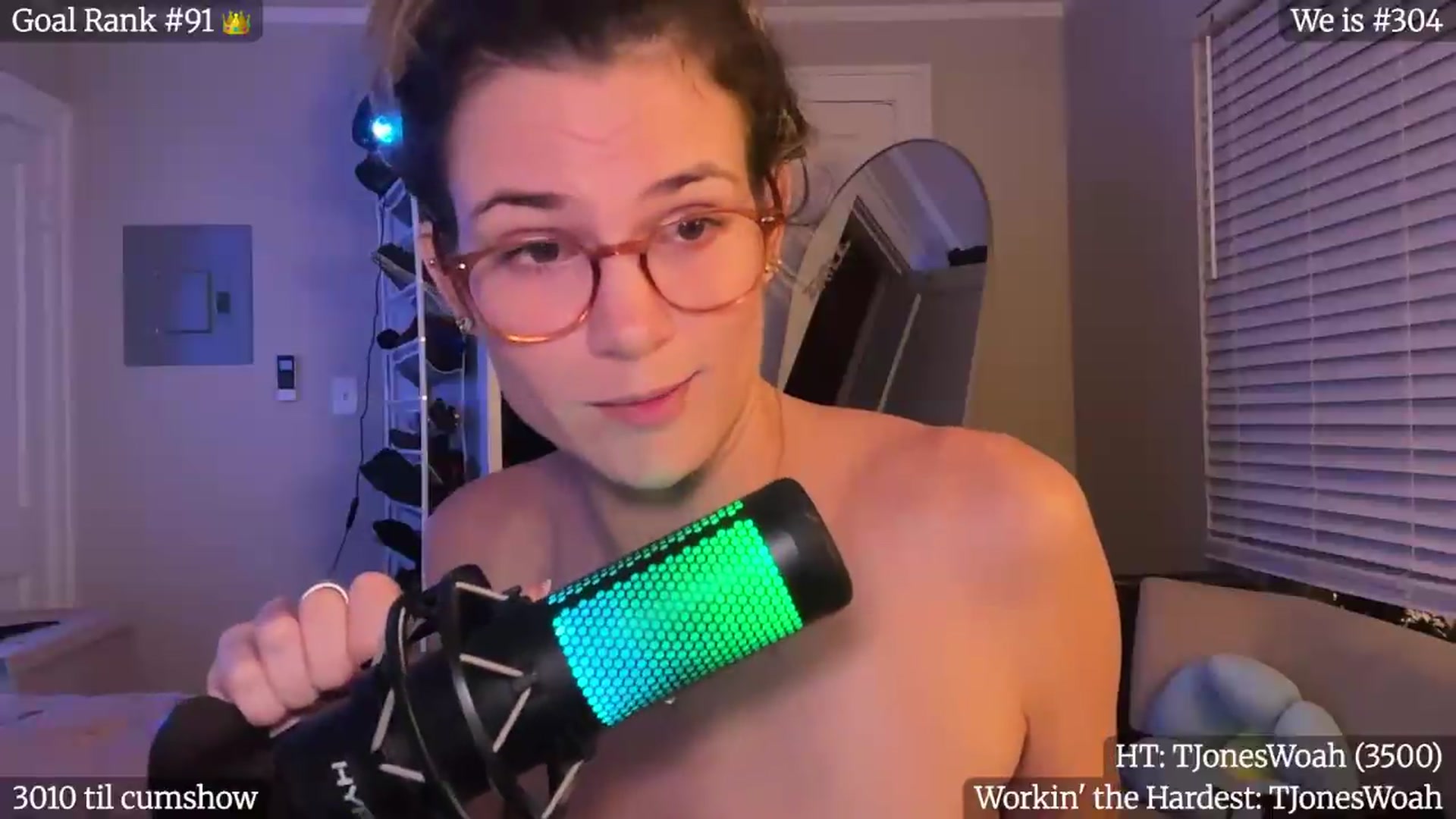 Gallery image thumbnail from Gia_Hill's myfreecams stream on, 09/12/2026, 02:08 image 12 of 20