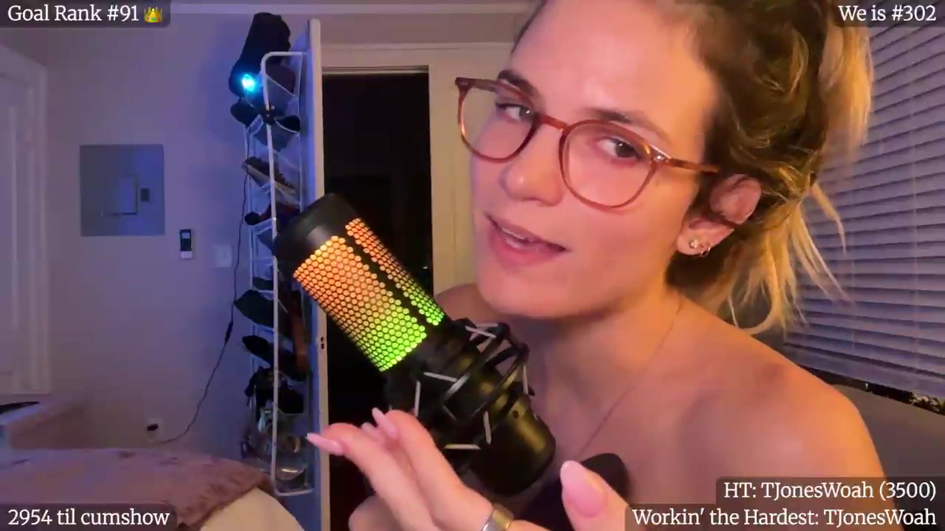Gallery image thumbnail from Gia_Hill's myfreecams stream on, 09/12/2026, 02:08 image 14 of 20