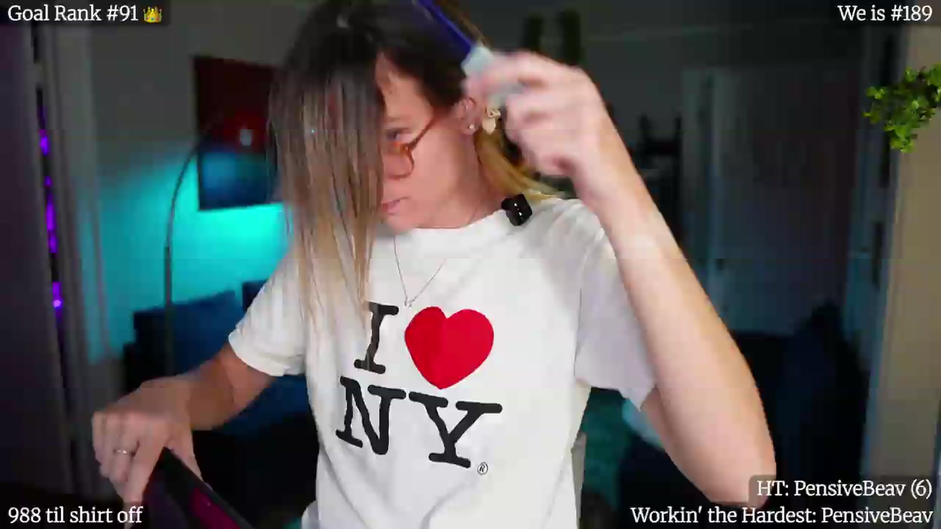 Gallery image thumbnail from Gia_Hill's myfreecams stream on, 09/22/2026, 04:37 image 1 of 20