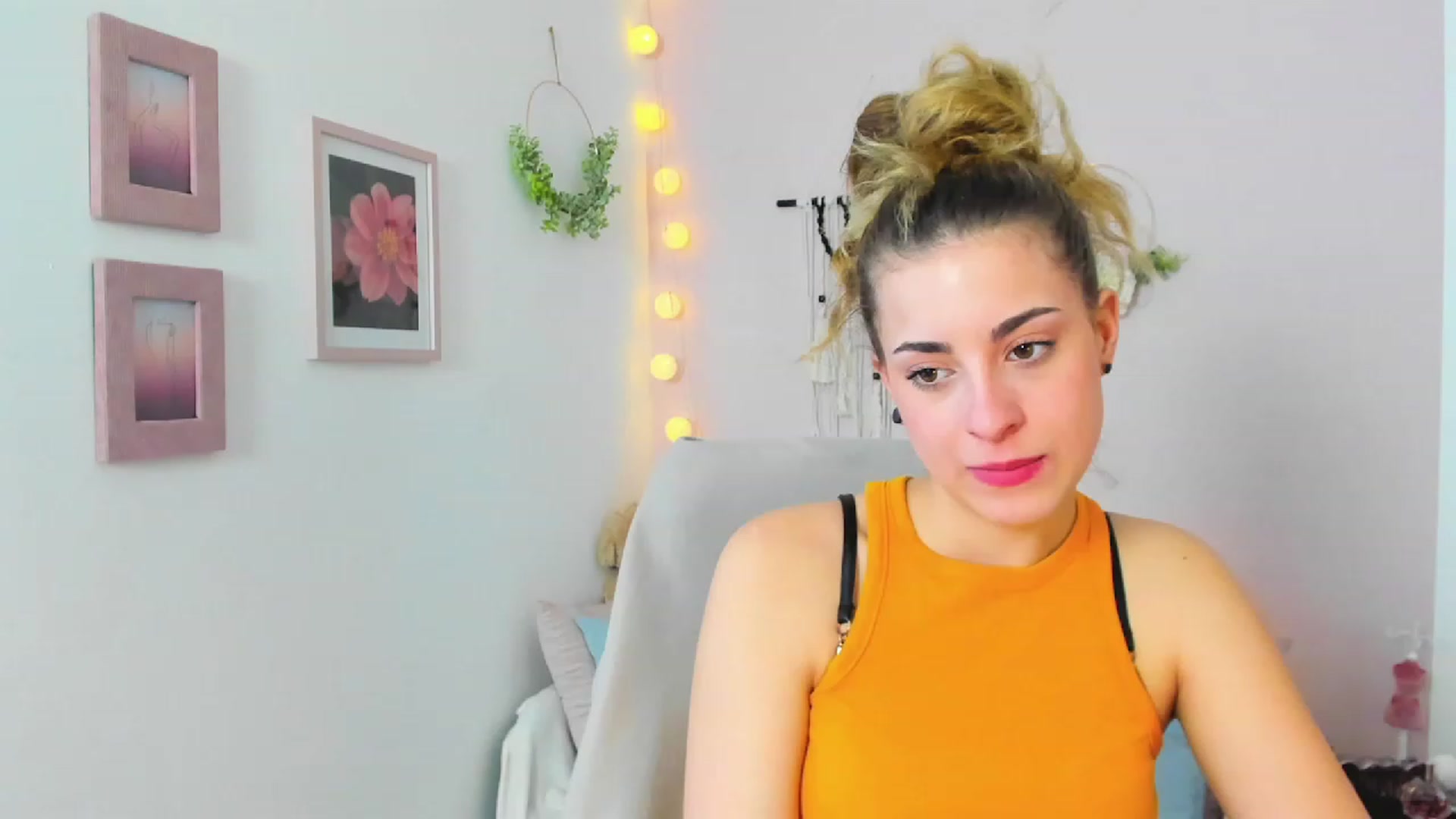Gallery image thumbnail from Gia_Lopez18's myfreecams stream on, 03/13/2023, 12:26 image 4 of 20