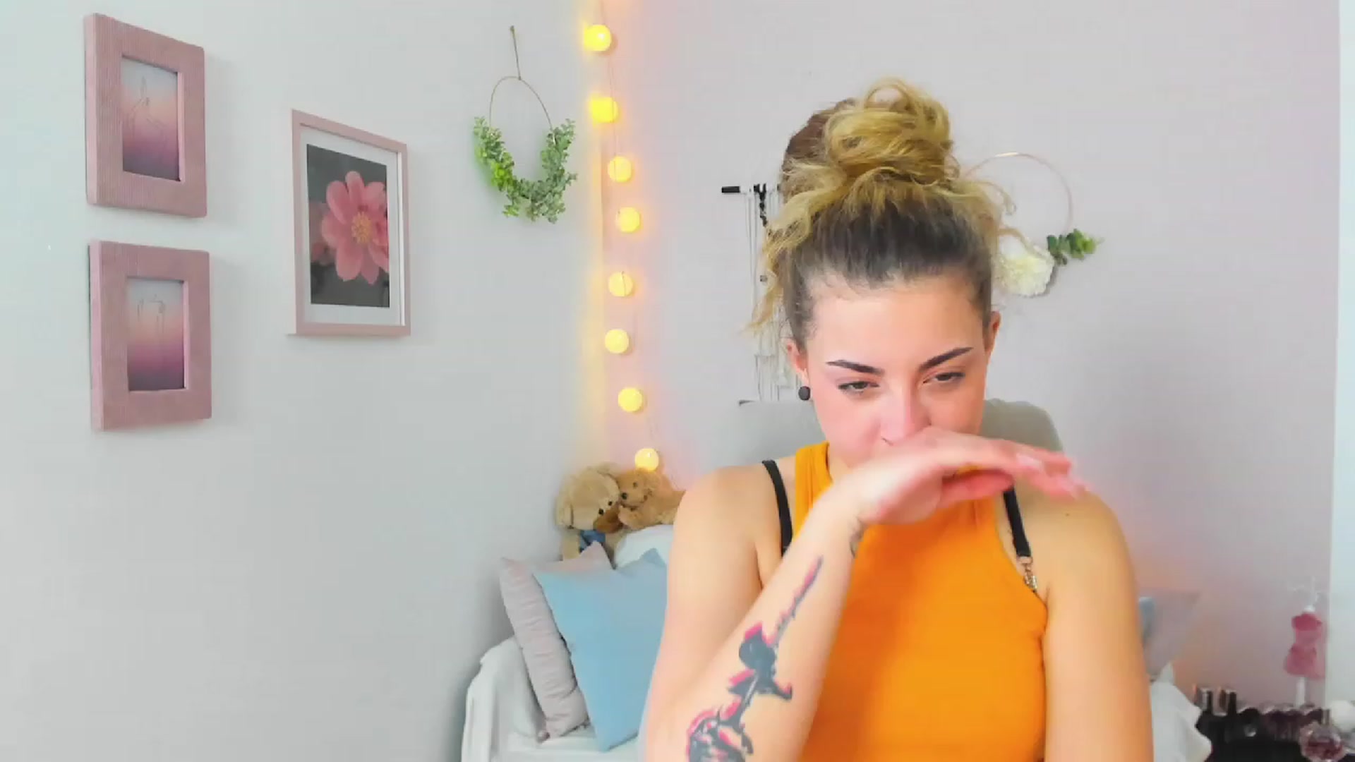 Gallery image thumbnail from Gia_Lopez18's myfreecams stream on, 03/13/2023, 12:53 image 14 of 20