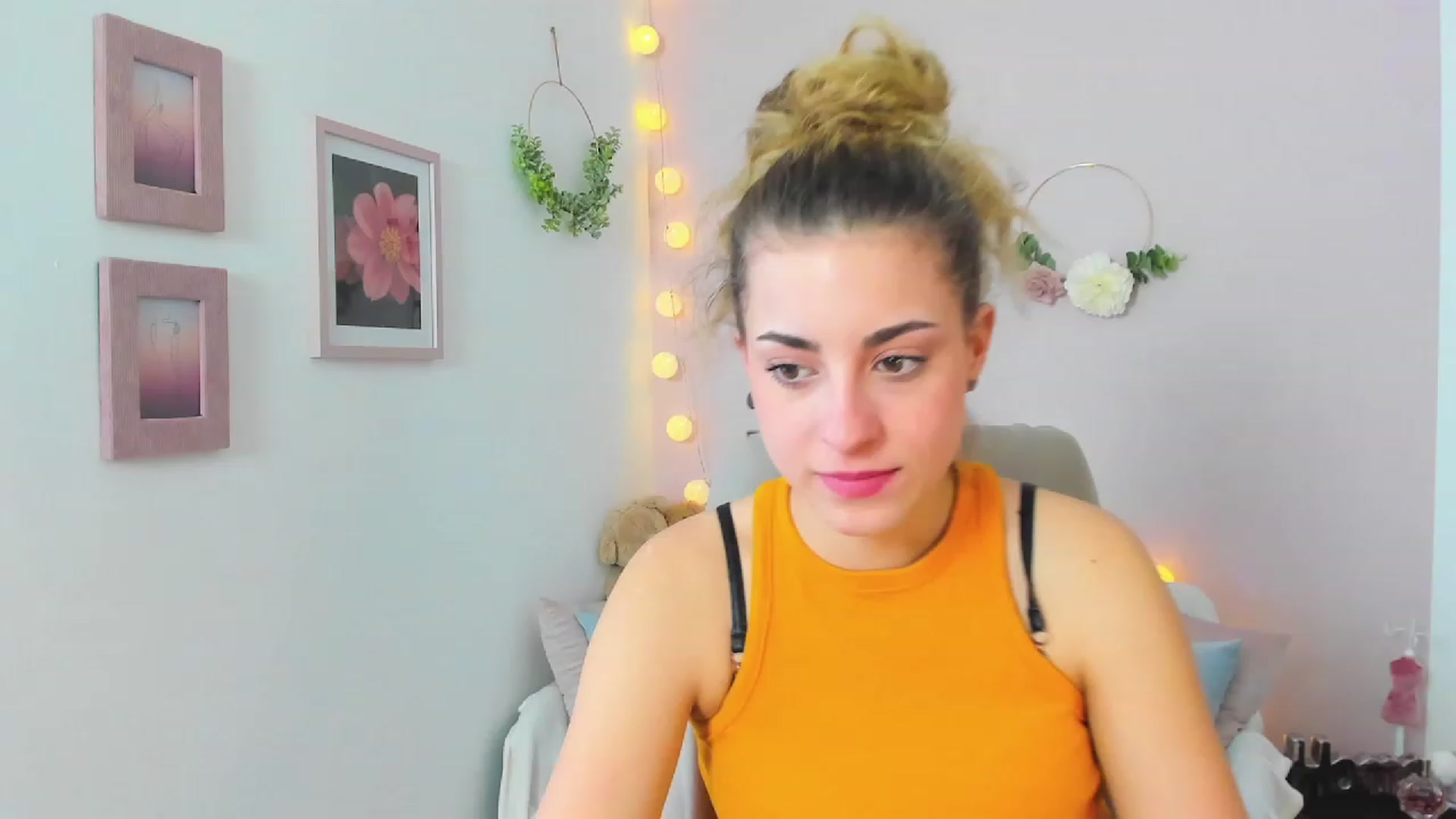 Gallery image thumbnail from Gia_Lopez18's myfreecams stream on, 03/13/2023, 12:53 image 11 of 20