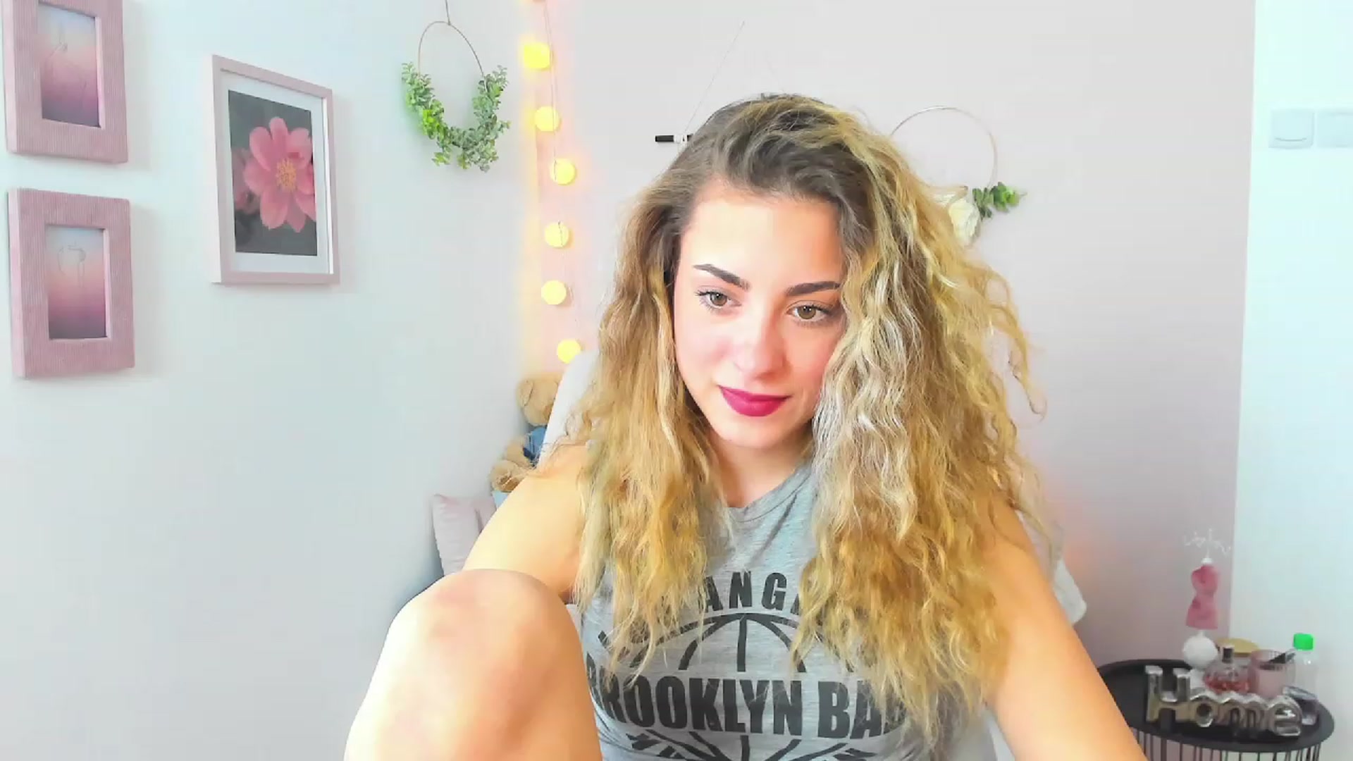 Gallery image thumbnail from Gia_Lopez18's myfreecams stream on, 03/20/2023, 12:41 image 1 of 20