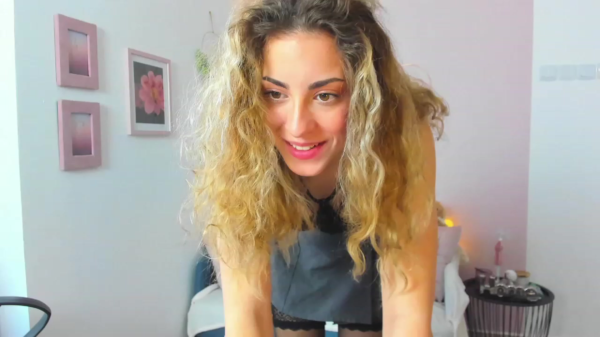 Gallery image thumbnail from Gia_Lopez18's myfreecams stream on, 04/03/2023, 10:23 image 10 of 20