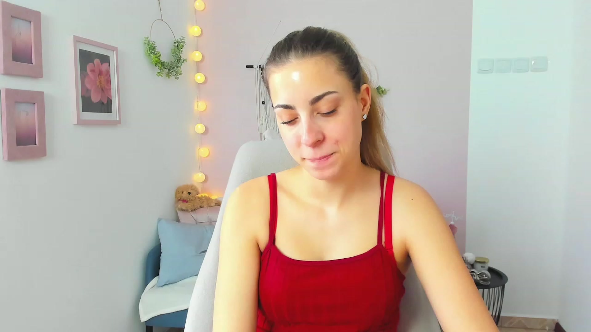 Gallery image thumbnail from Gia_Lopez18's myfreecams stream on, 04/15/2023, 12:02 image 4 of 20