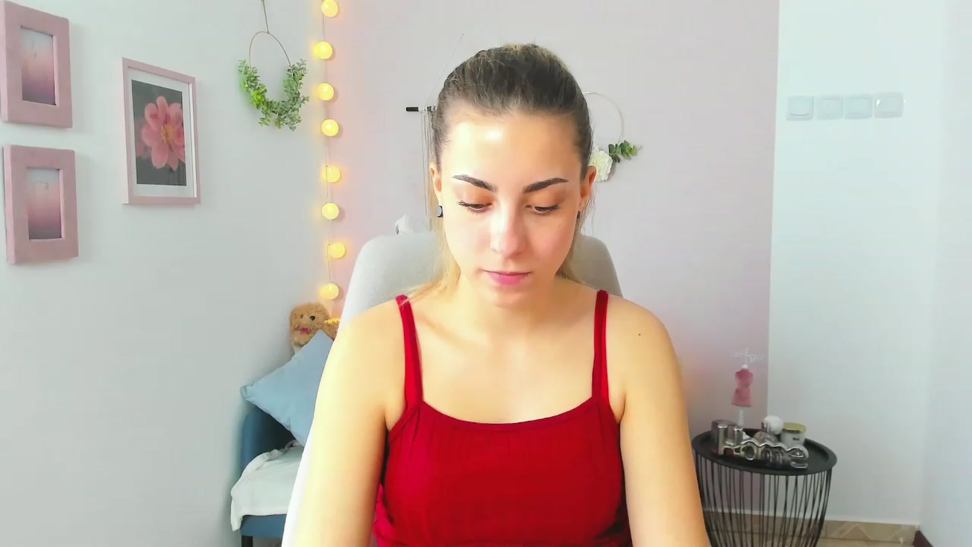 Gallery image thumbnail from Gia_Lopez18's myfreecams stream on, 04/15/2023, 12:02 image 12 of 20