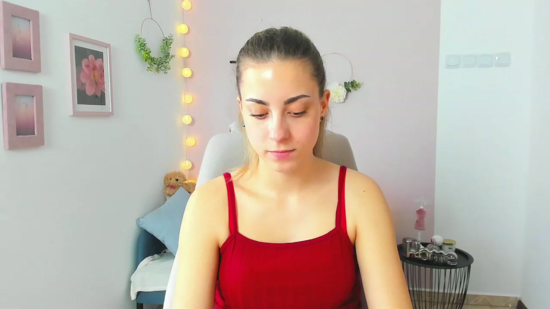Gallery image thumbnail from Gia_Lopez18's myfreecams stream on, 04/15/2023, 12:02 image 14 of 20