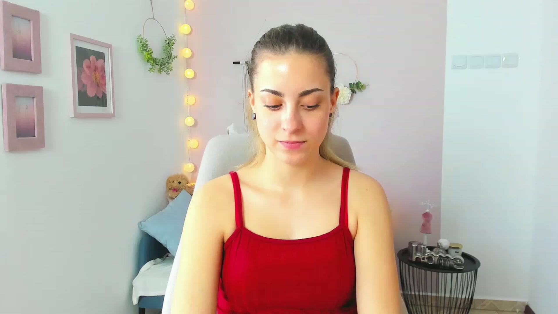 Gallery image thumbnail from Gia_Lopez18's myfreecams stream on, 04/15/2023, 12:02 image 11 of 20