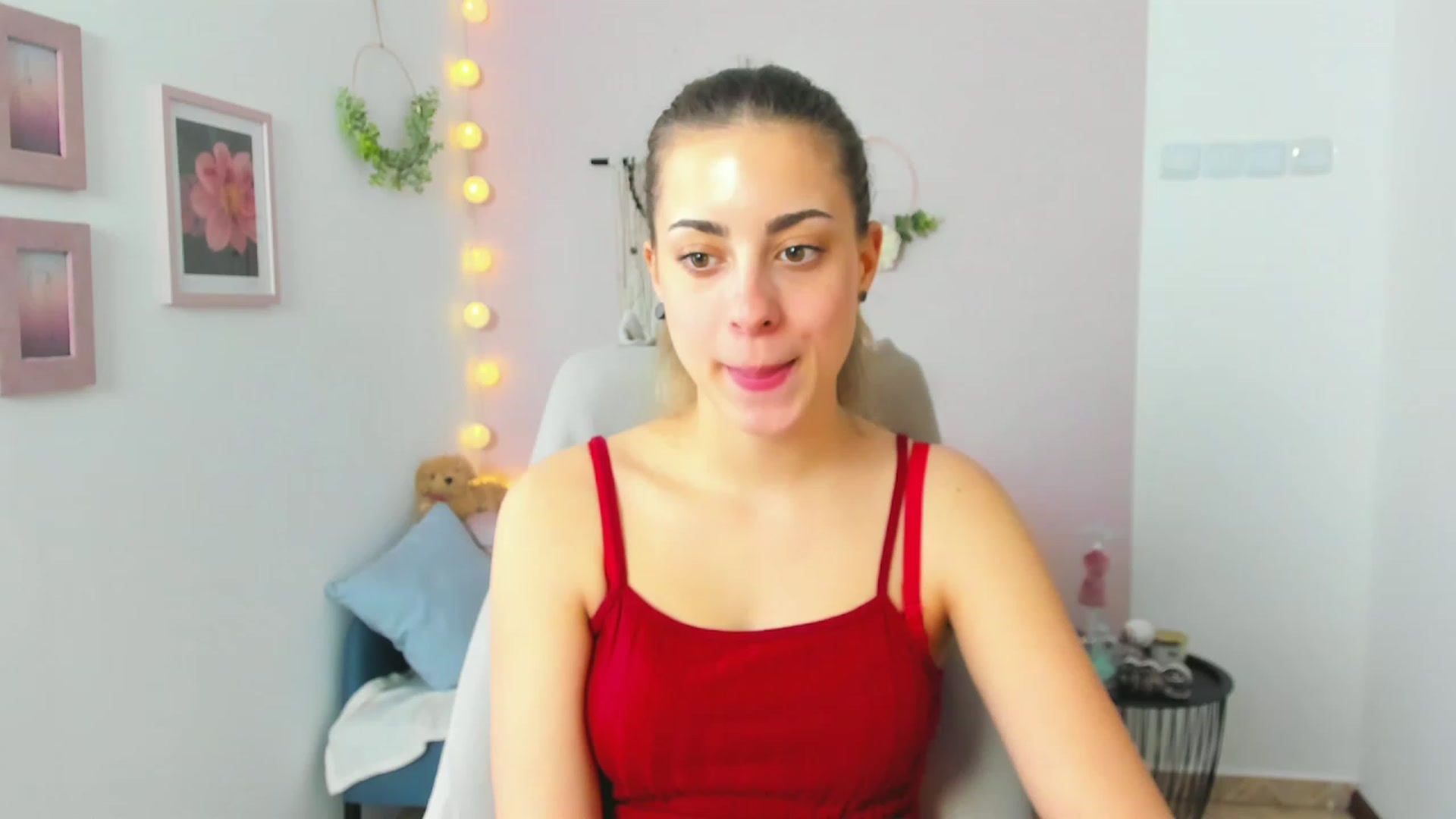 Gallery image thumbnail from Gia_Lopez18's myfreecams stream on, 04/15/2023, 13:42 image 15 of 20