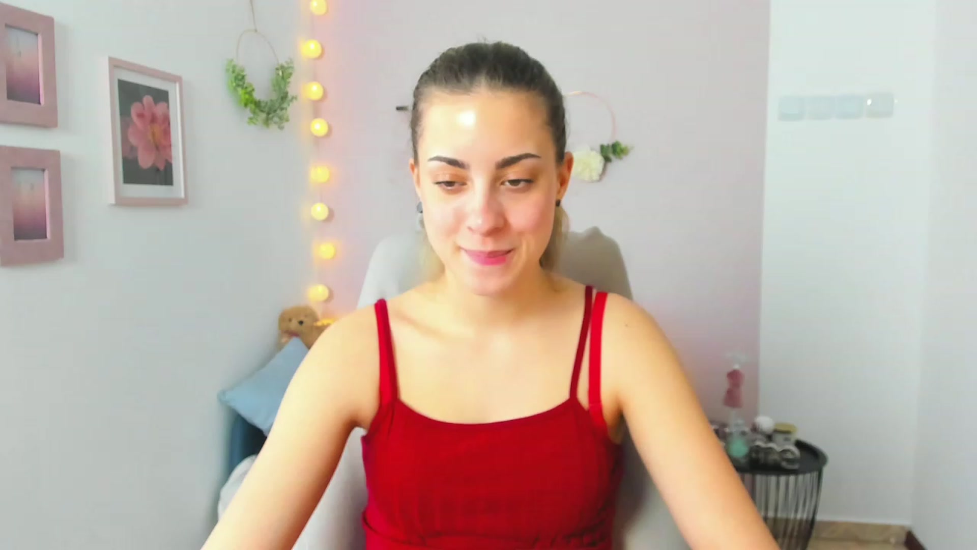 Gallery image thumbnail from Gia_Lopez18's myfreecams stream on, 04/15/2023, 13:42 image 16 of 20