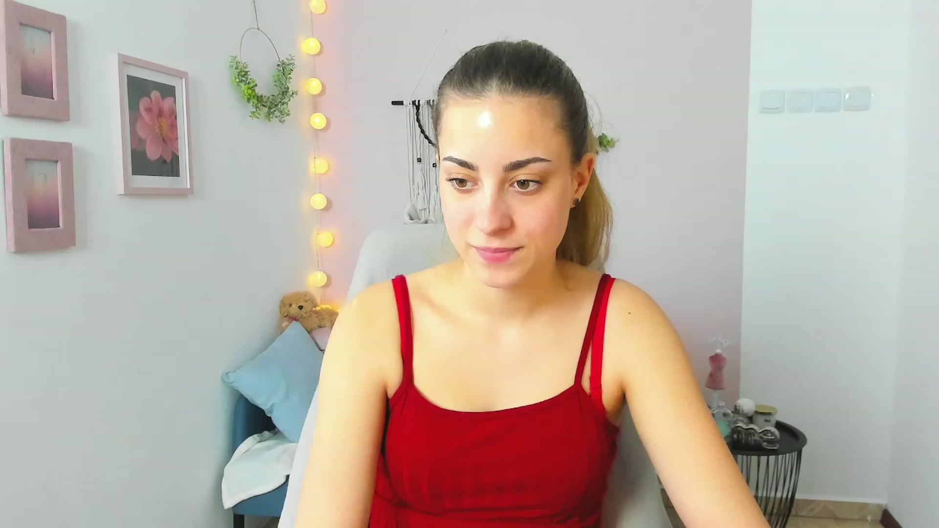 Gallery image thumbnail from Gia_Lopez18's myfreecams stream on, 04/15/2023, 13:42 image 4 of 20
