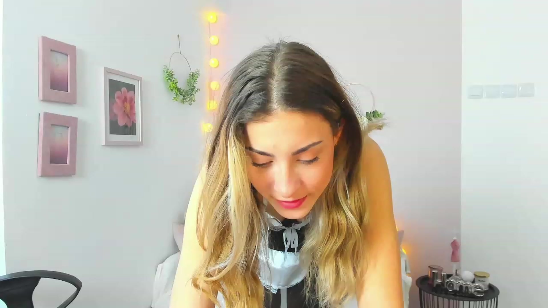 Gallery image thumbnail from Gia_Lopez18's myfreecams stream on, 04/21/2023, 08:50 image 10 of 20