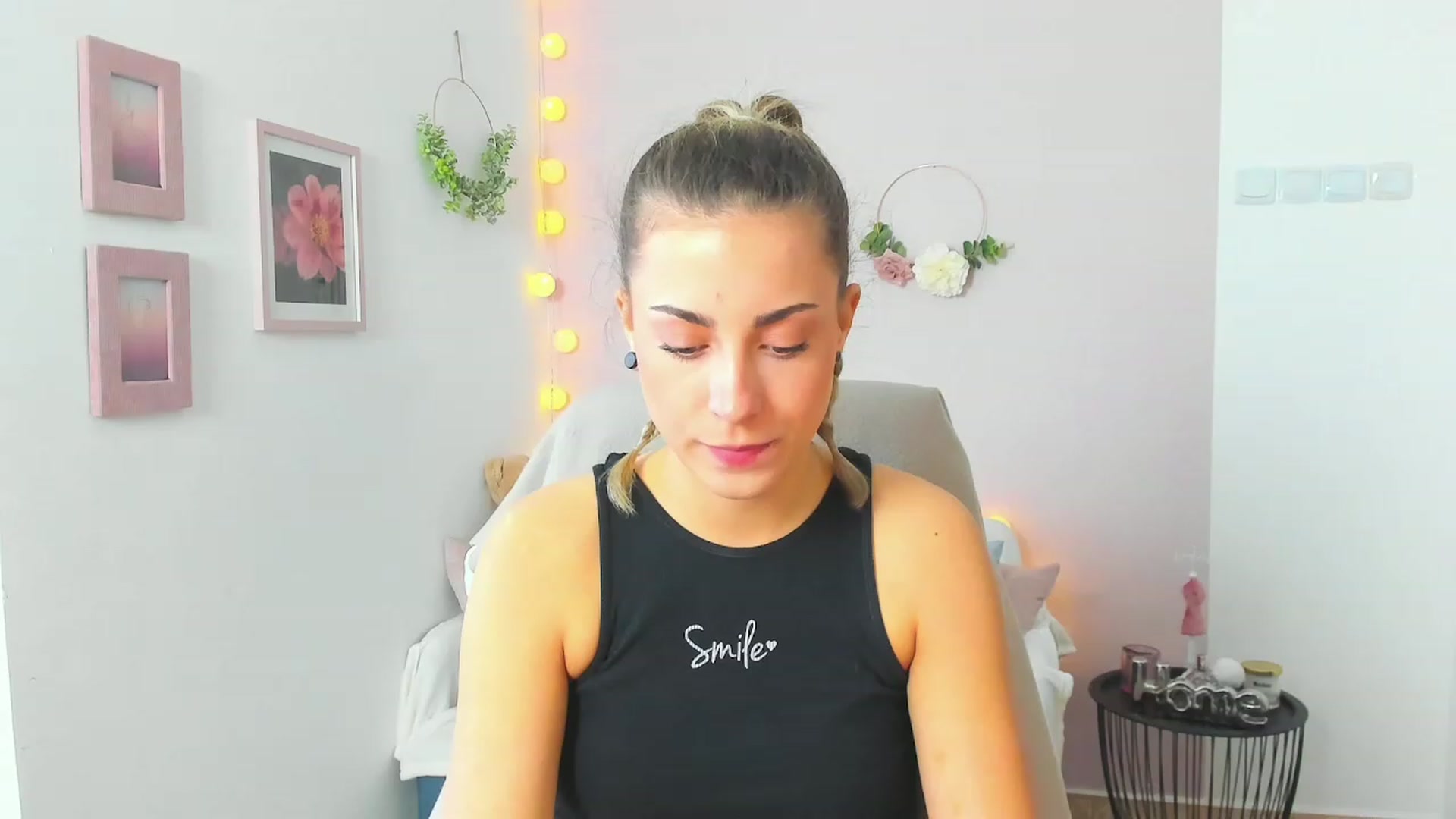 Gallery image thumbnail from Gia_Lopez18's myfreecams stream on, 04/23/2023, 11:13 image 13 of 20
