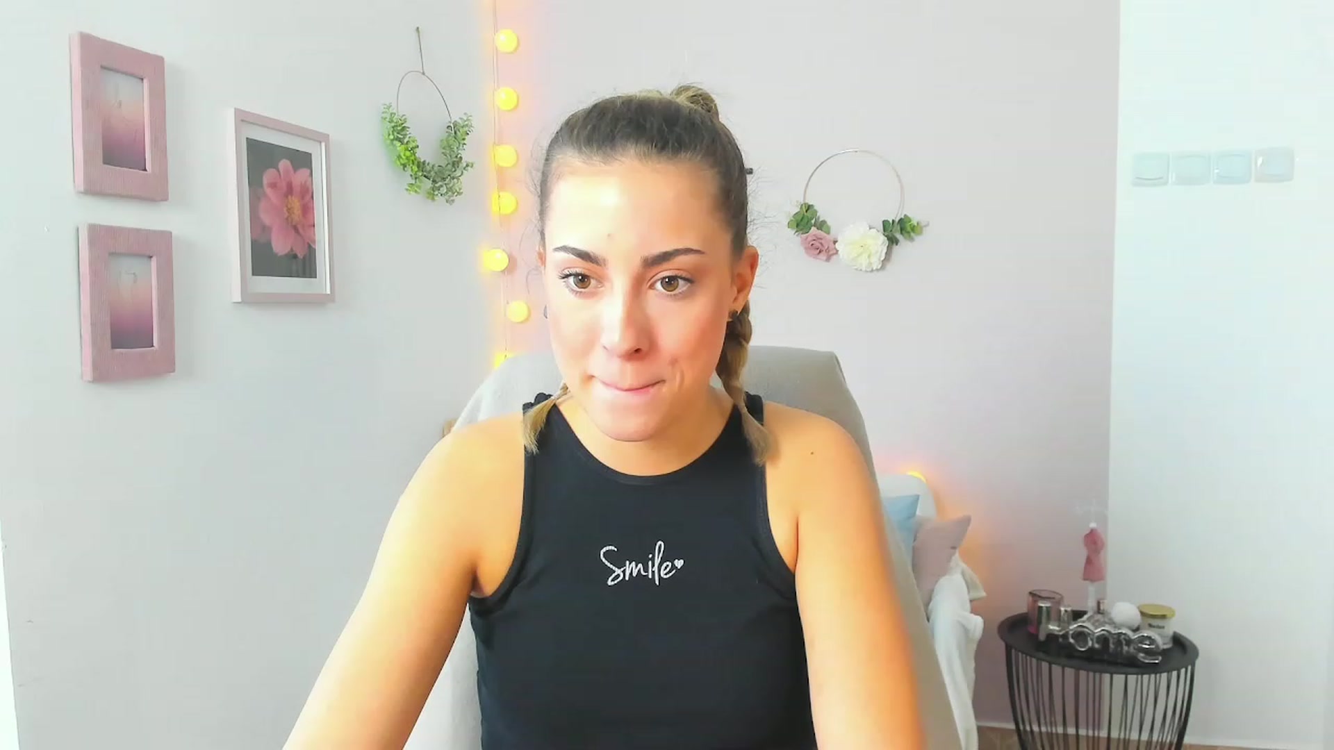 Gallery image thumbnail from Gia_Lopez18's myfreecams stream on, 04/23/2023, 11:13 image 4 of 20
