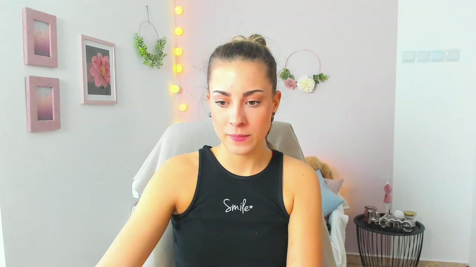 Gallery image thumbnail from Gia_Lopez18's myfreecams stream on, 04/23/2023, 13:01 image 5 of 20