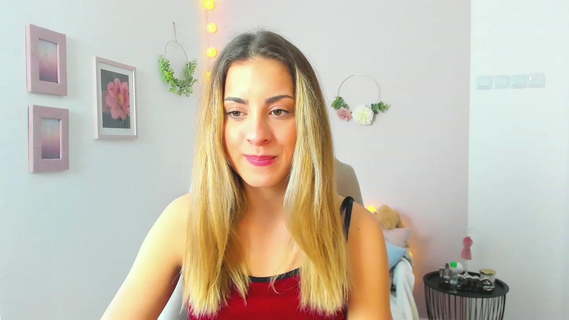 Gallery image thumbnail from Gia_Lopez18's myfreecams stream on, 04/27/2023, 09:38 image 15 of 20
