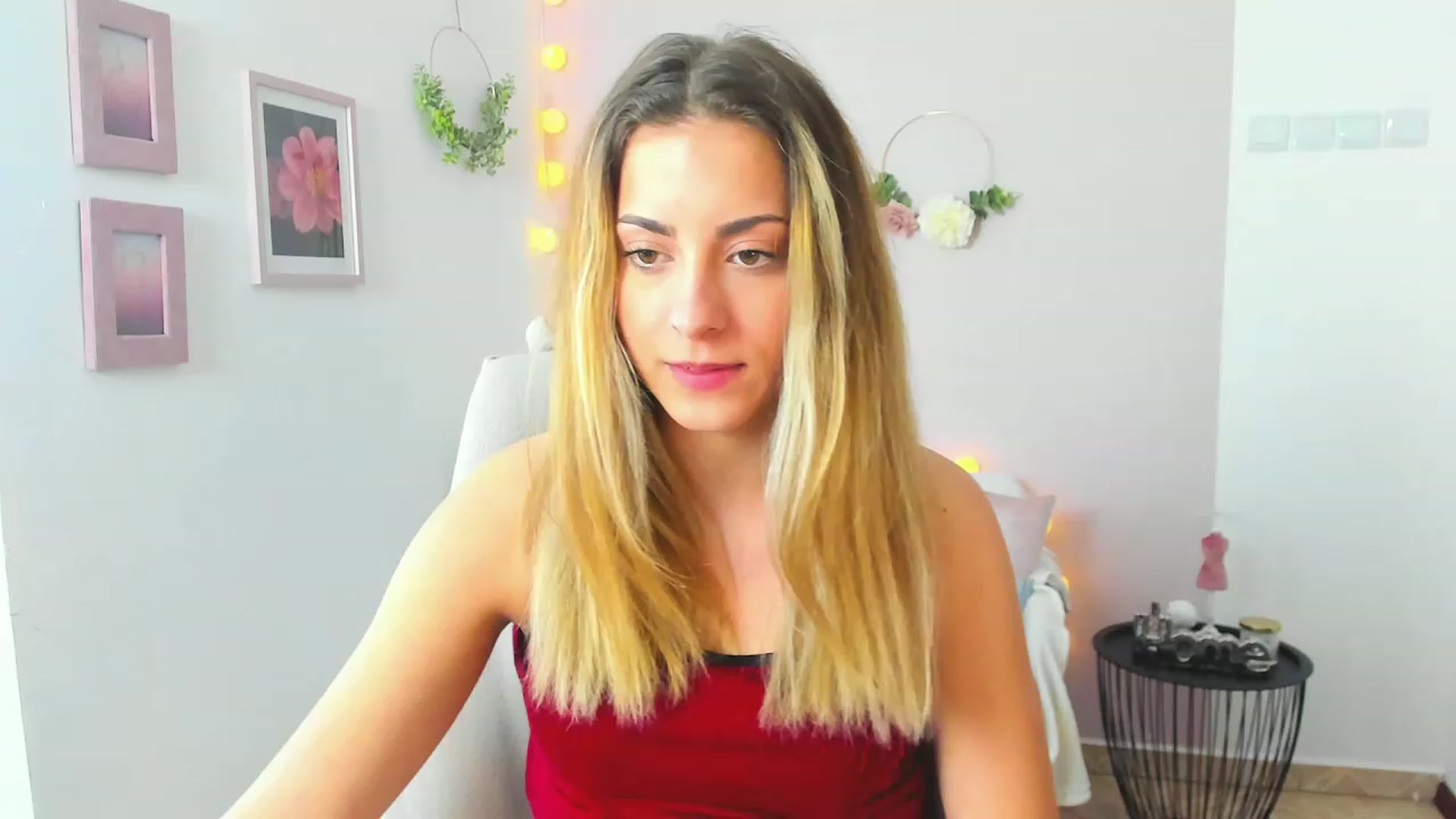 Gallery image thumbnail from Gia_Lopez18's myfreecams stream on, 04/27/2023, 13:05 image 4 of 20
