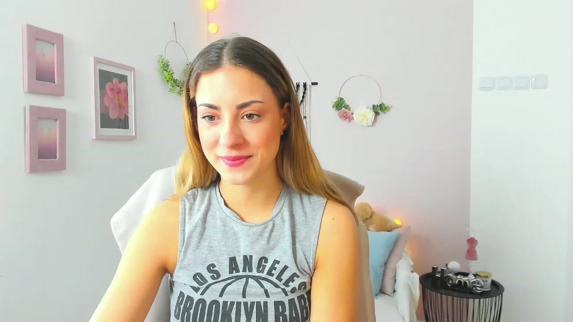 Gallery image thumbnail from Gia_Lopez18's myfreecams stream on, 04/30/2023, 08:51 image 20 of 20