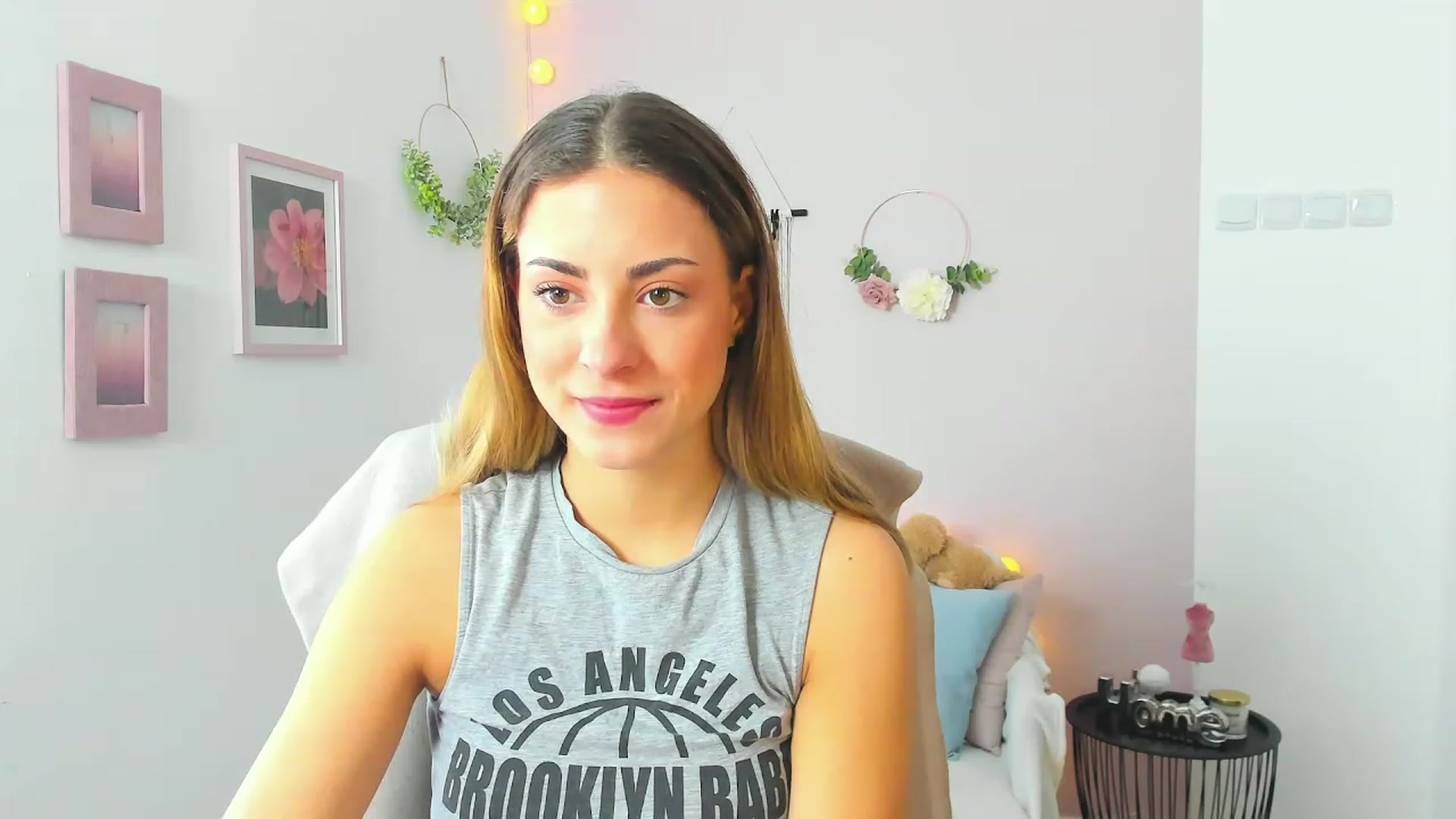 Gallery image thumbnail from Gia_Lopez18's myfreecams stream on, 04/30/2023, 08:51 image 19 of 20