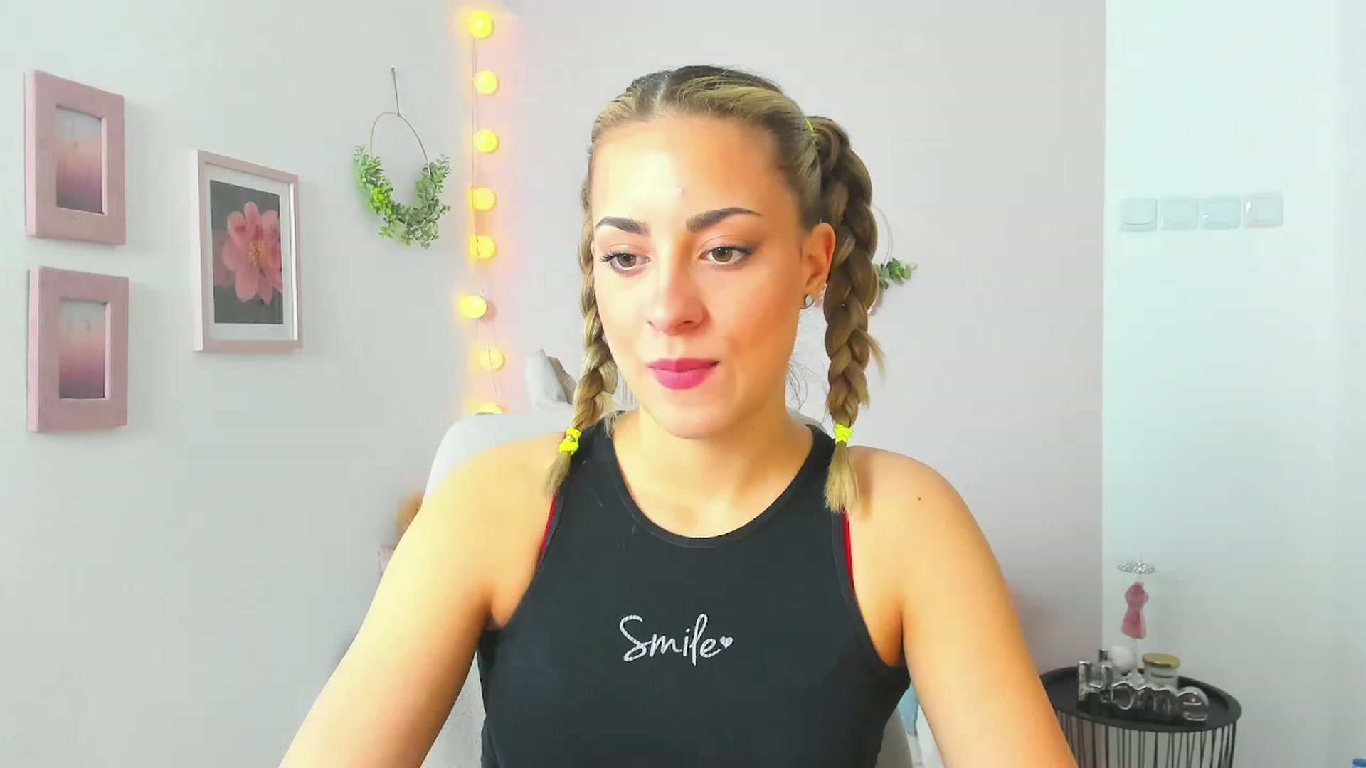 Gallery image thumbnail from Gia_Lopez18's myfreecams stream on, 05/14/2023, 08:33 image 9 of 20