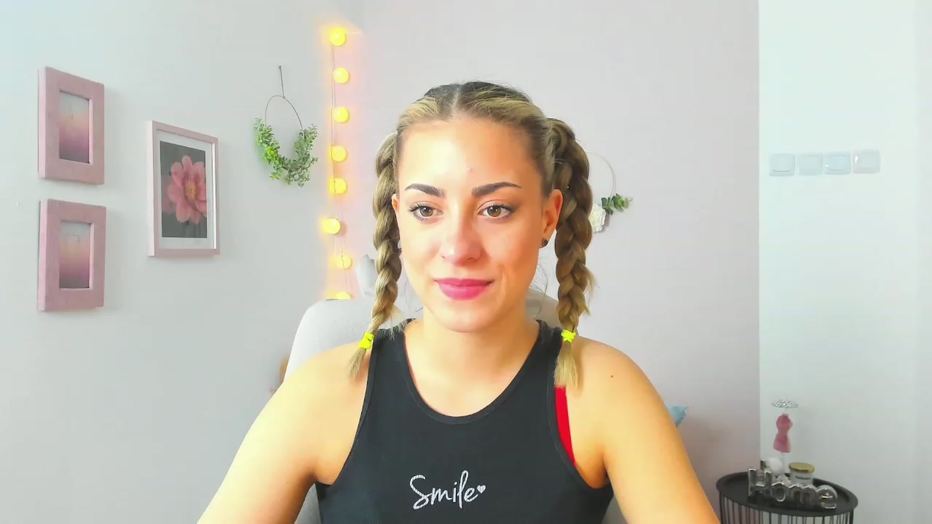 Gallery image thumbnail from Gia_Lopez18's myfreecams stream on, 05/14/2023, 11:17 image 3 of 20