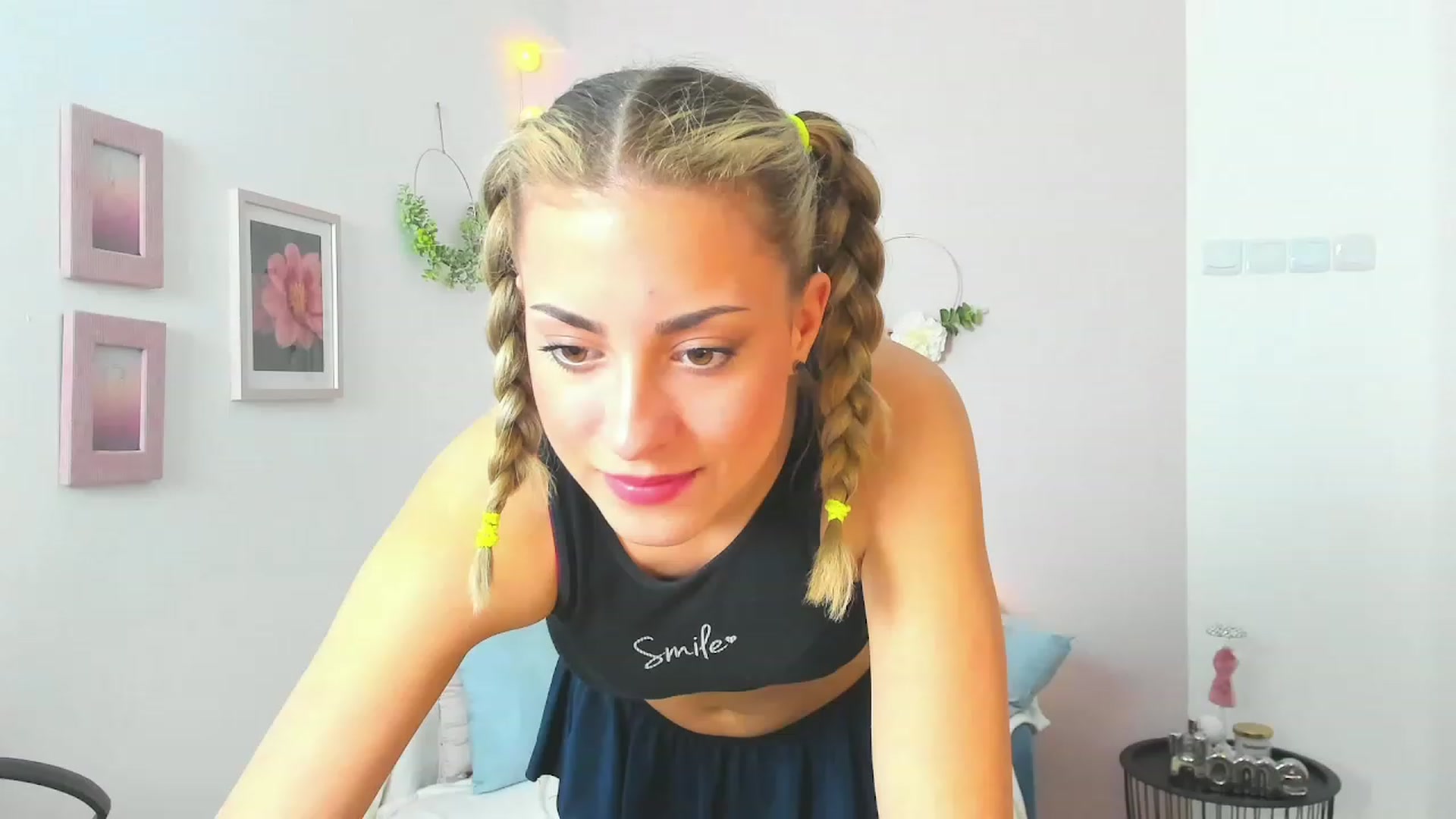 Gallery image thumbnail from Gia_Lopez18's myfreecams stream on, 05/14/2023, 12:11 image 20 of 20