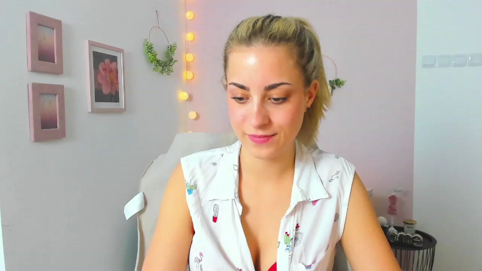 Gallery image thumbnail from Gia_Lopez18's myfreecams stream on, 05/23/2023, 16:58 image 18 of 20