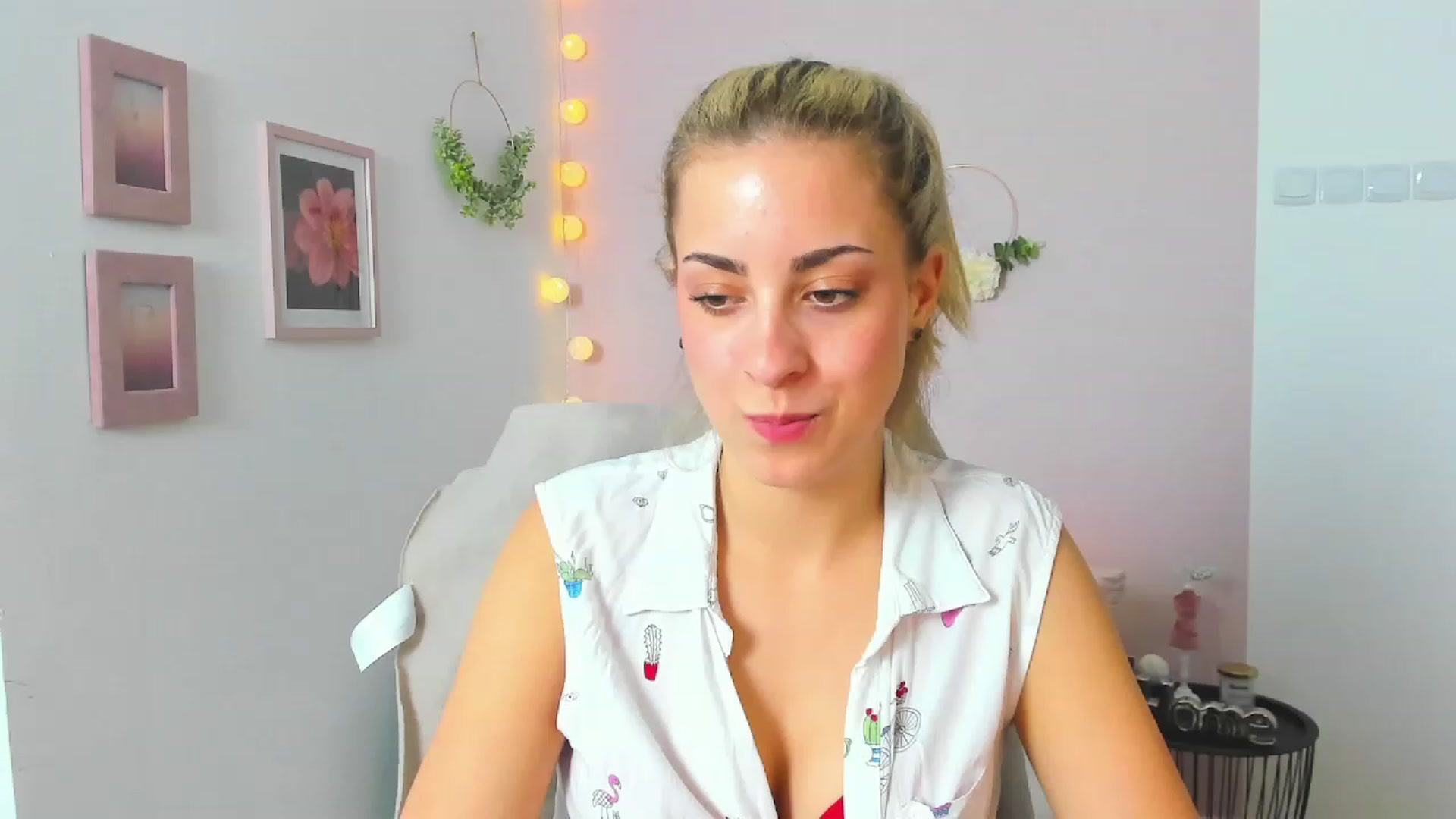 Gallery image thumbnail from Gia_Lopez18's myfreecams stream on, 05/23/2023, 16:58 image 19 of 20