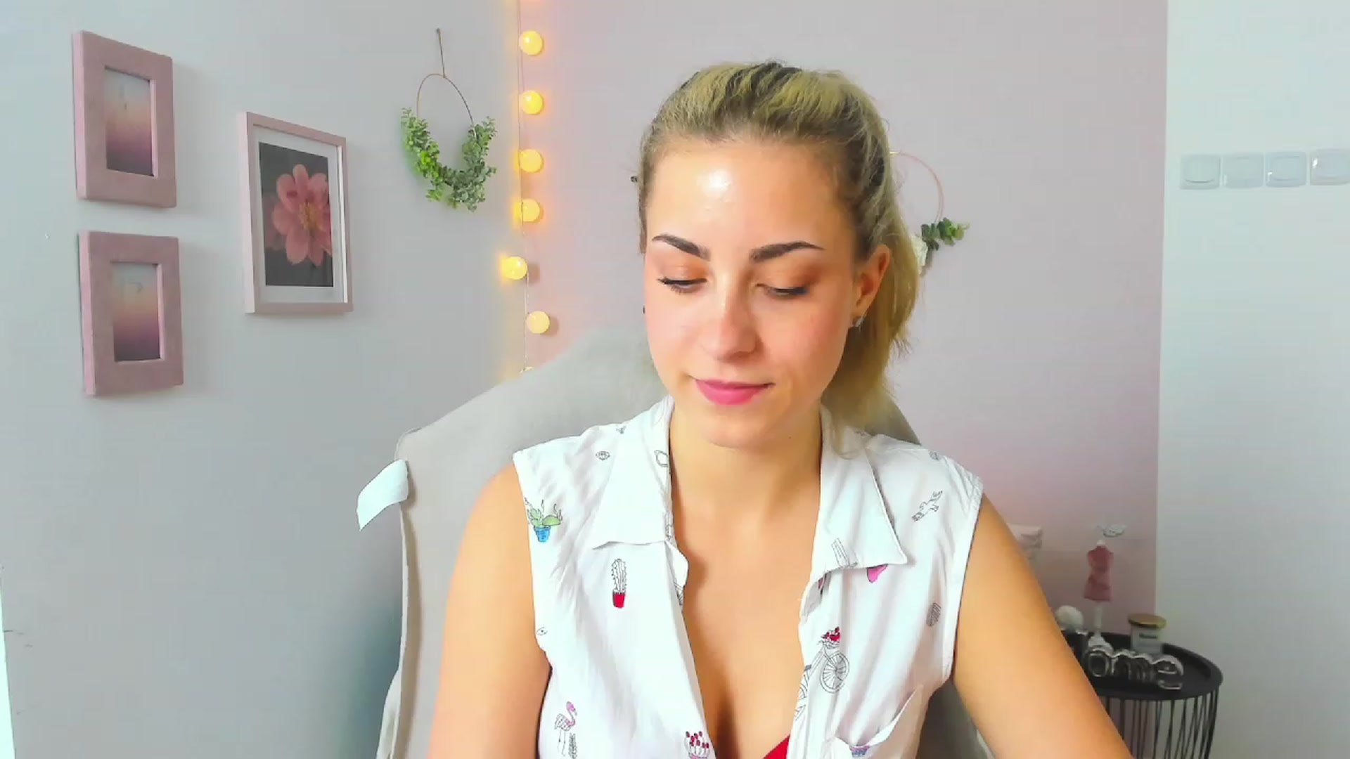 Gallery image thumbnail from Gia_Lopez18's myfreecams stream on, 05/23/2023, 16:58 image 8 of 20