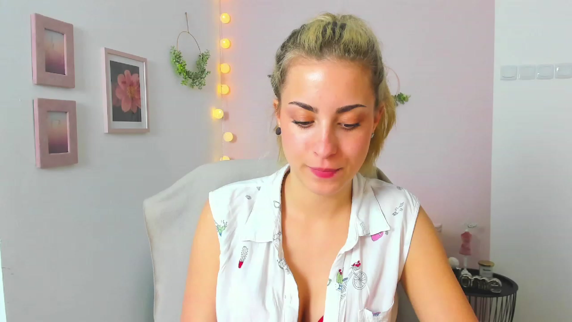 Gallery image thumbnail from Gia_Lopez18's myfreecams stream on, 05/23/2023, 18:02 image 11 of 20