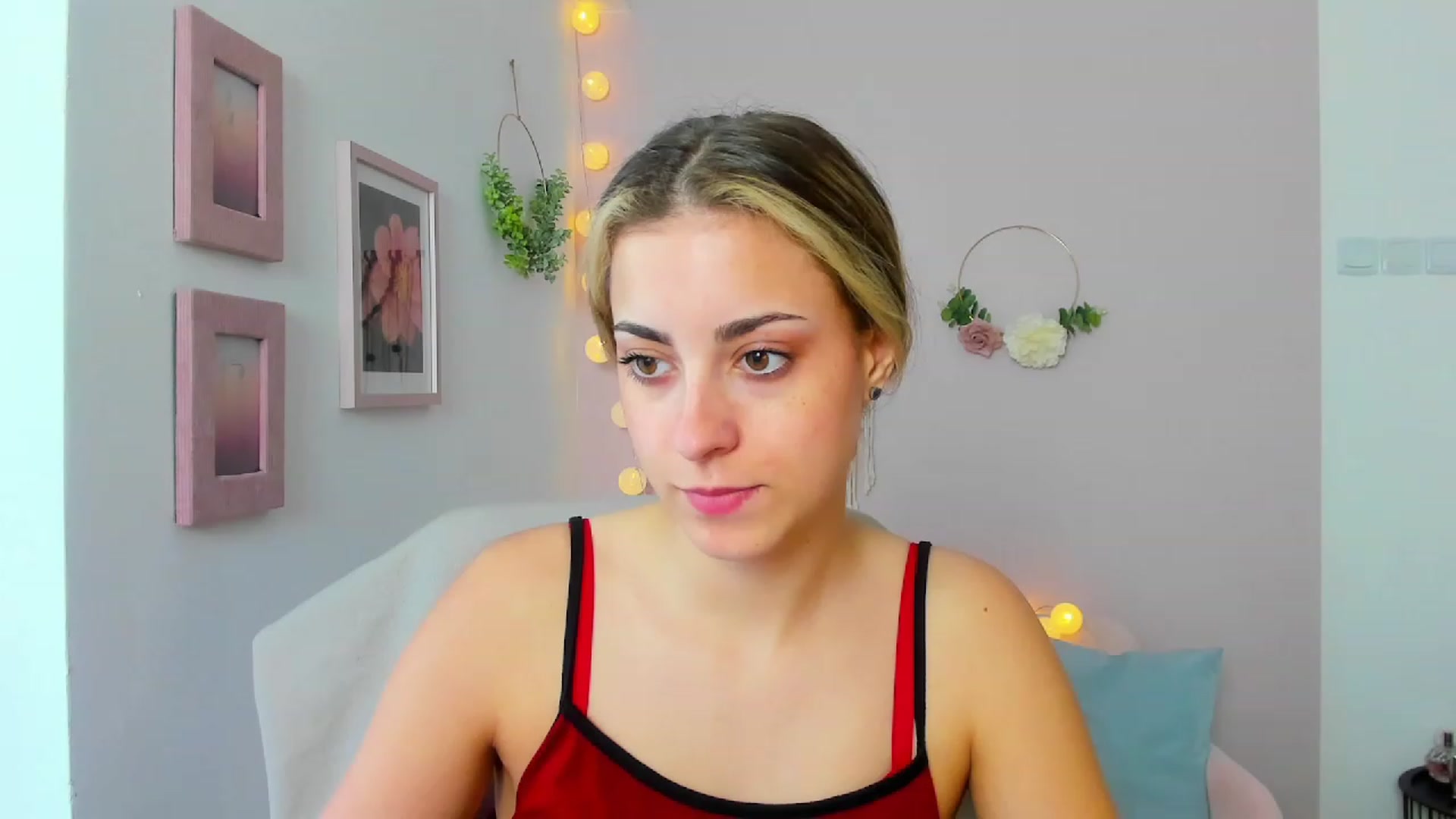 Gallery image thumbnail from Gia_Lopez18's myfreecams stream on, 06/01/2023, 15:46 image 1 of 20