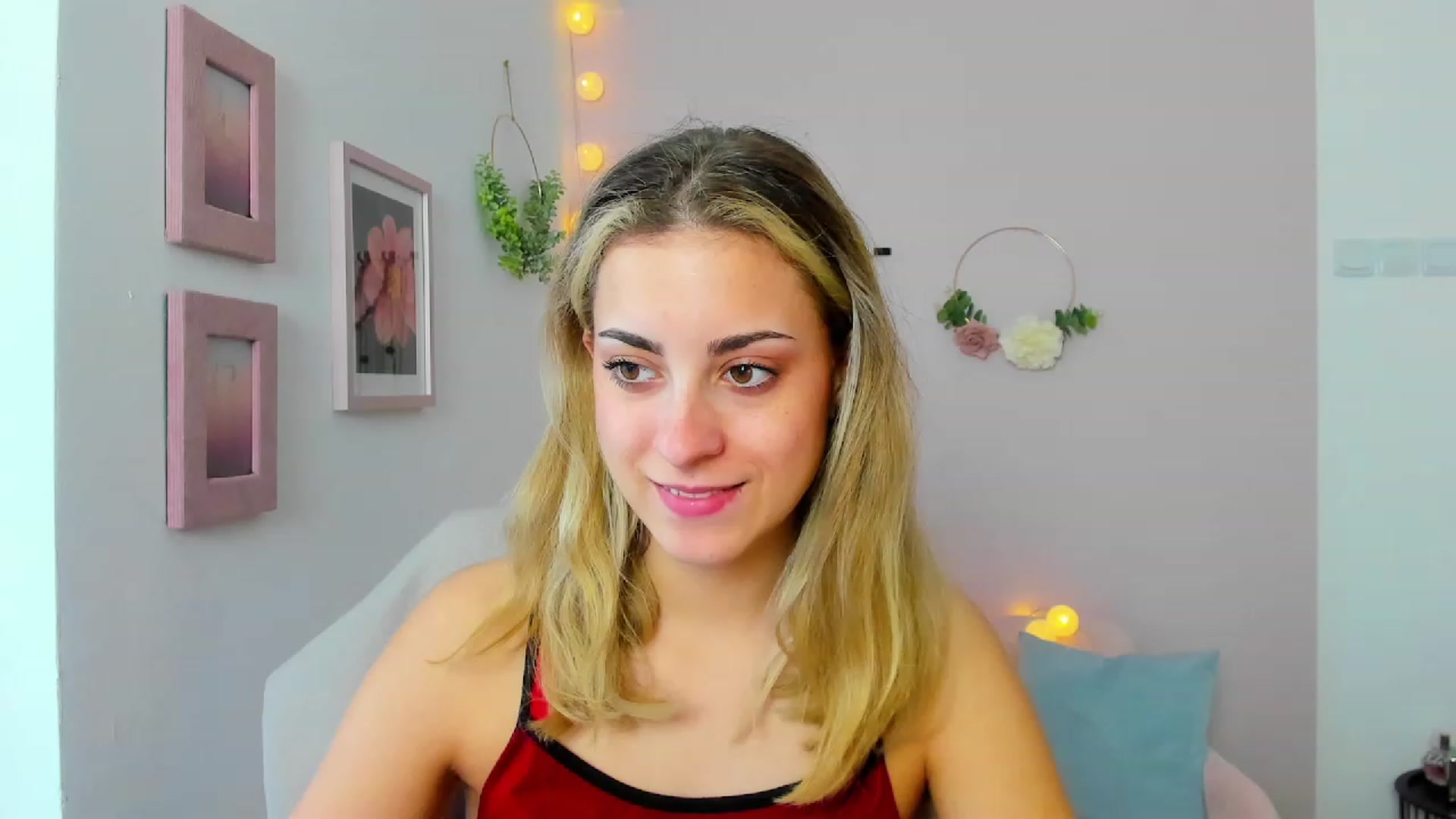 Gallery image thumbnail from Gia_Lopez18's myfreecams stream on, 06/01/2023, 15:46 image 11 of 20