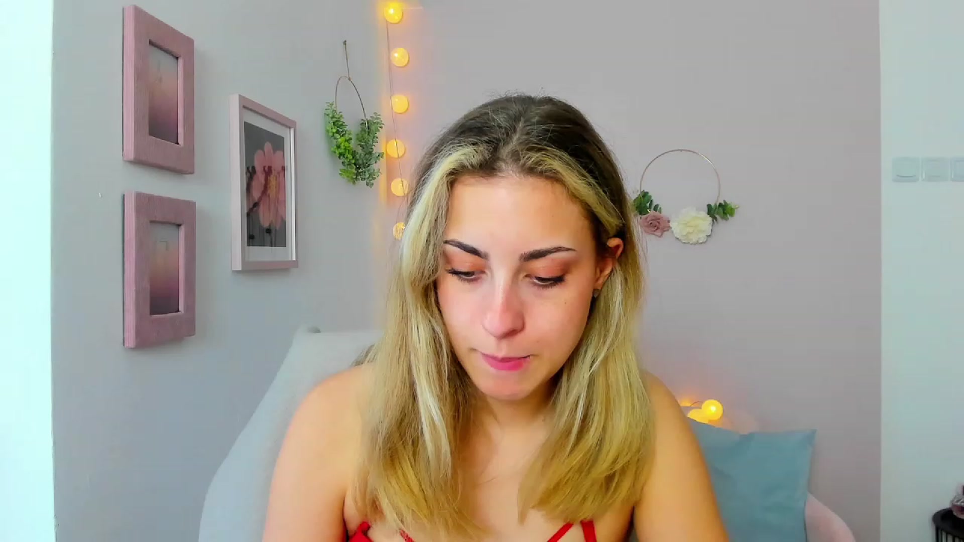 Gallery image thumbnail from Gia_Lopez18's myfreecams stream on, 06/01/2023, 16:44 image 1 of 20