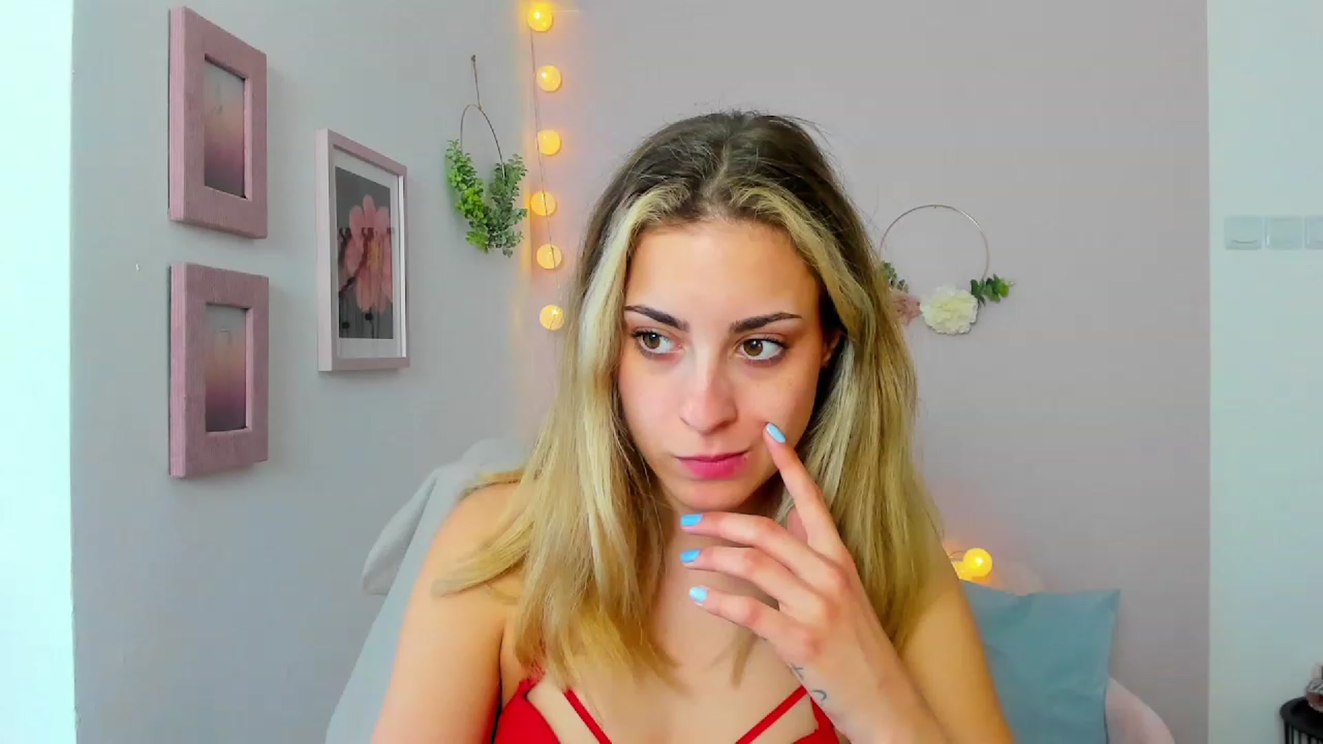 Gallery image thumbnail from Gia_Lopez18's myfreecams stream on, 06/01/2023, 16:44 image 19 of 20