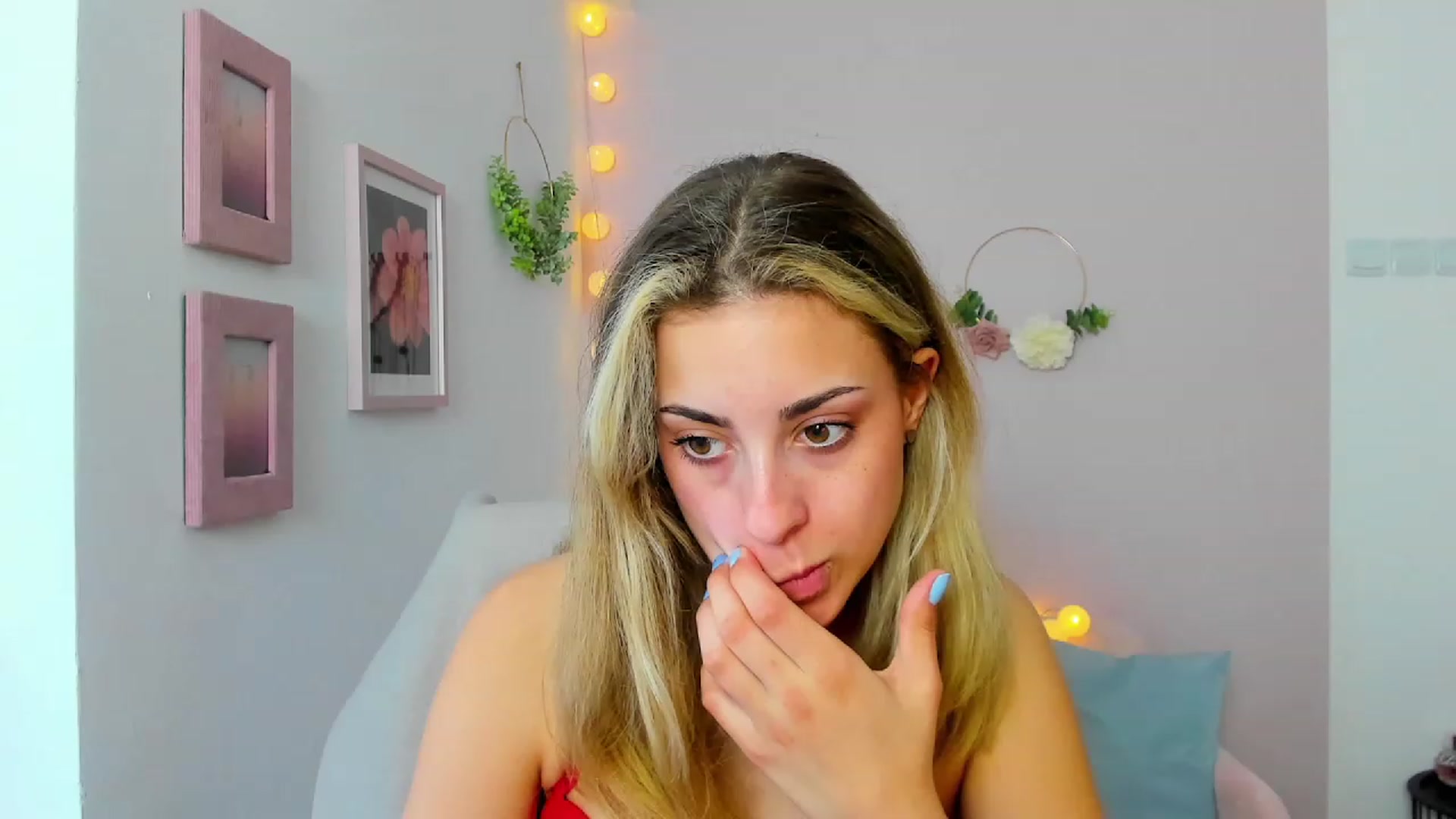 Gallery image thumbnail from Gia_Lopez18's myfreecams stream on, 06/01/2023, 16:44 image 3 of 20