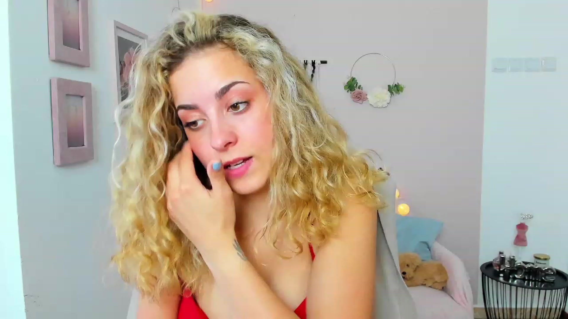 Gallery image thumbnail from Gia_Lopez18's myfreecams stream on, 06/07/2023, 14:23 image 17 of 20