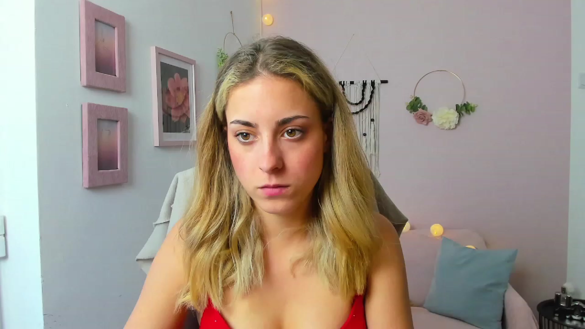 Gallery image thumbnail from Gia_Lopez18's myfreecams stream on, 06/13/2023, 16:08 image 2 of 20