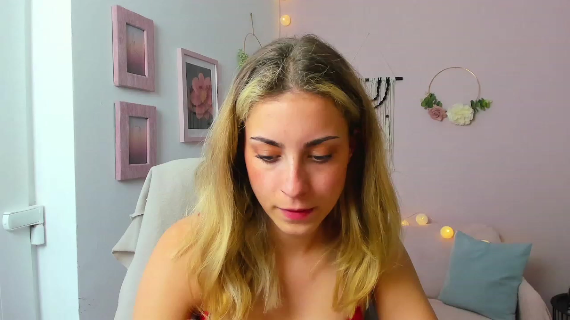 Gallery image thumbnail from Gia_Lopez18's myfreecams stream on, 06/13/2023, 17:58 image 2 of 20