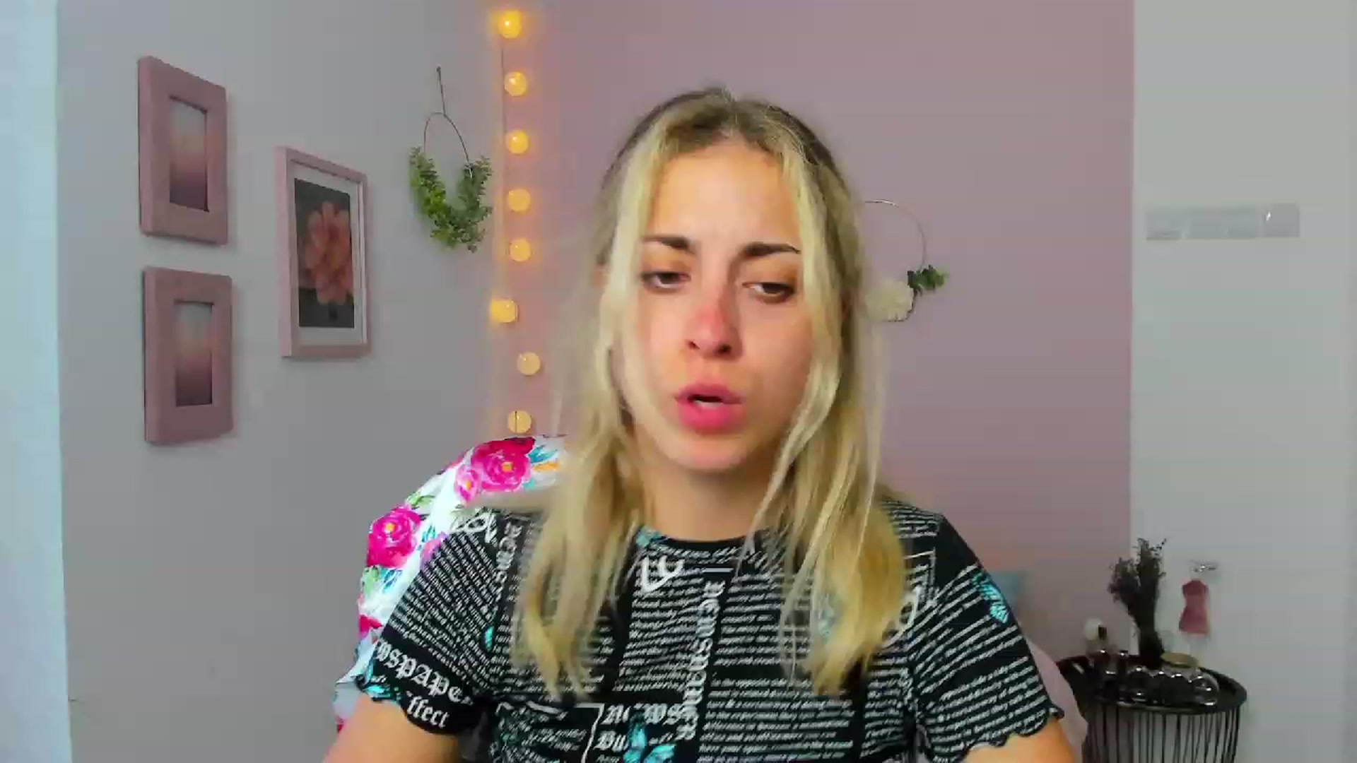 Gallery image thumbnail from Gia_Lopez18's myfreecams stream on, 06/28/2023, 16:22 image 2 of 20