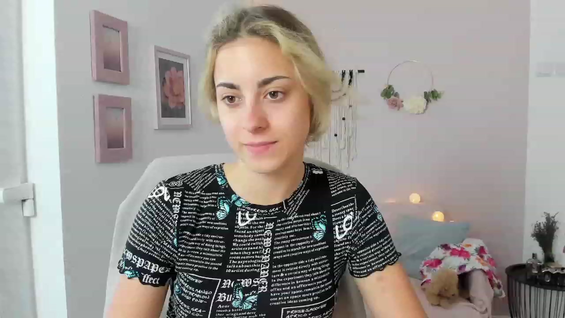 Gallery image thumbnail from Gia_Lopez18's myfreecams stream on, 06/29/2023, 18:03 image 2 of 20