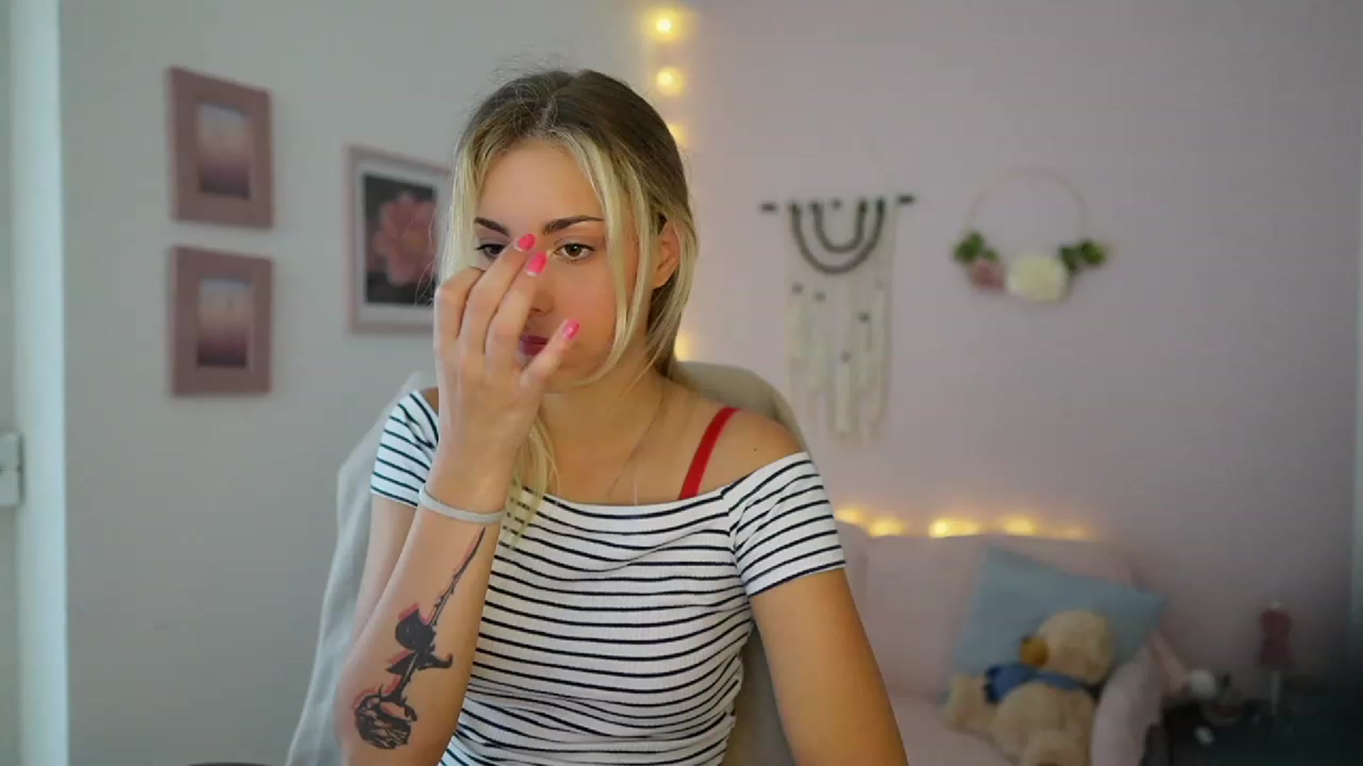 Gallery image thumbnail from Gia_Lopez18's myfreecams stream on, 07/11/2023, 13:41 image 8 of 20