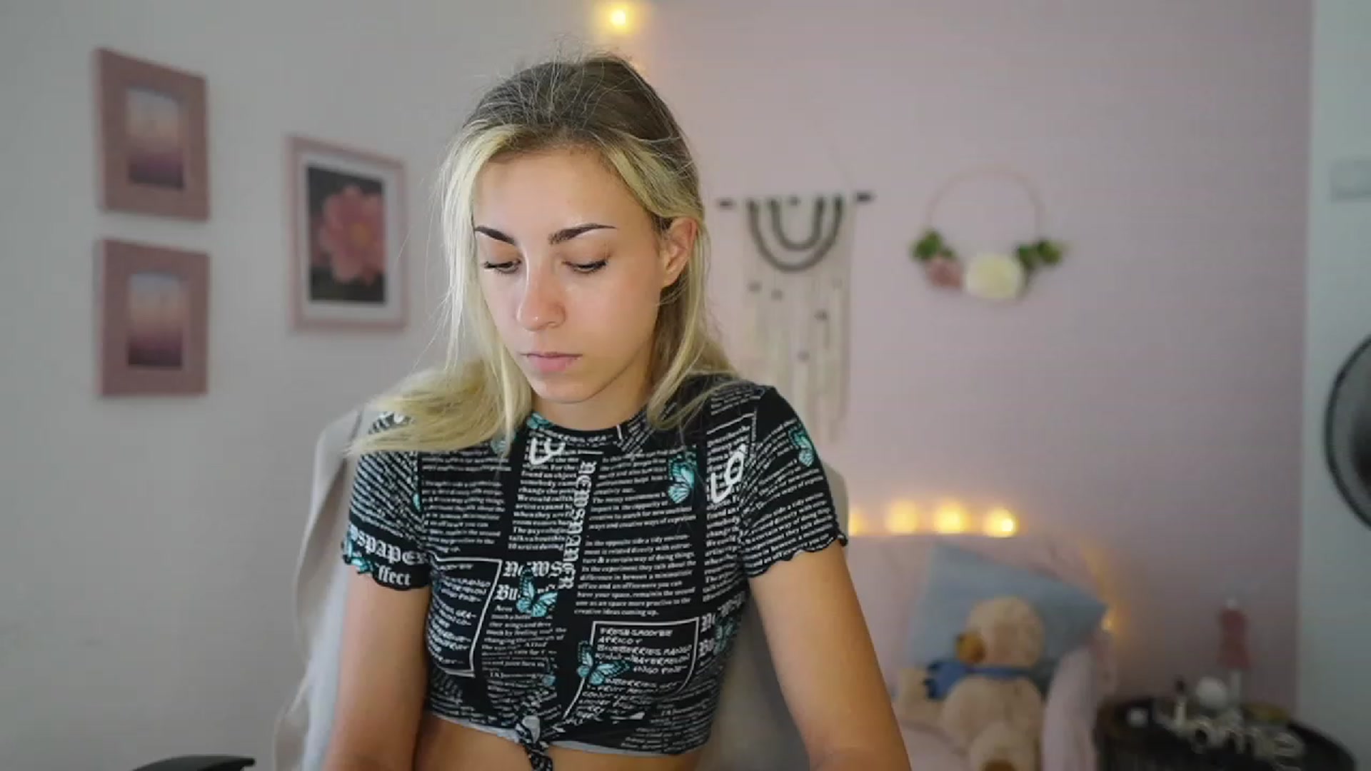 Gallery image thumbnail from Gia_Lopez18's myfreecams stream on, 07/12/2023, 14:29 image 1 of 20