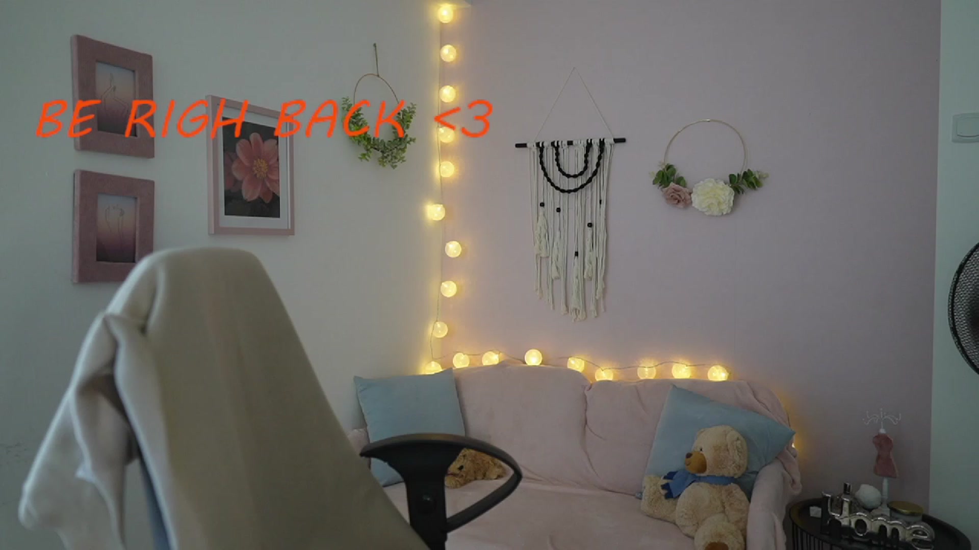 Gallery image thumbnail from Gia_Lopez18's myfreecams stream on, 07/12/2023, 14:29 image 15 of 20