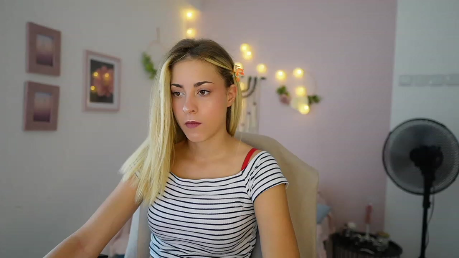 Gallery image thumbnail from Gia_Lopez18's myfreecams stream on, 07/18/2023, 13:37 image 10 of 20