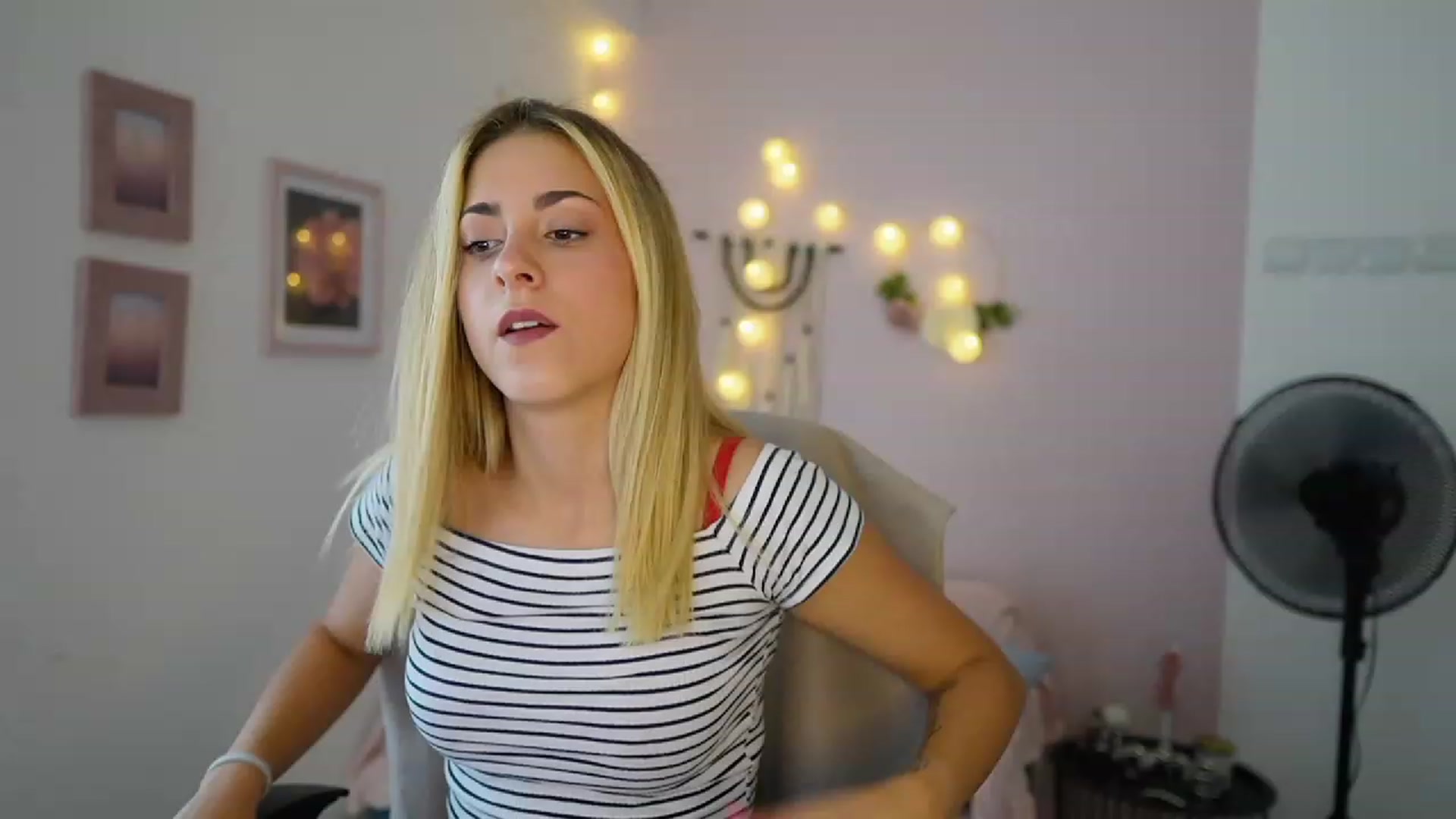 Gallery image thumbnail from Gia_Lopez18's myfreecams stream on, 07/18/2023, 13:37 image 8 of 20