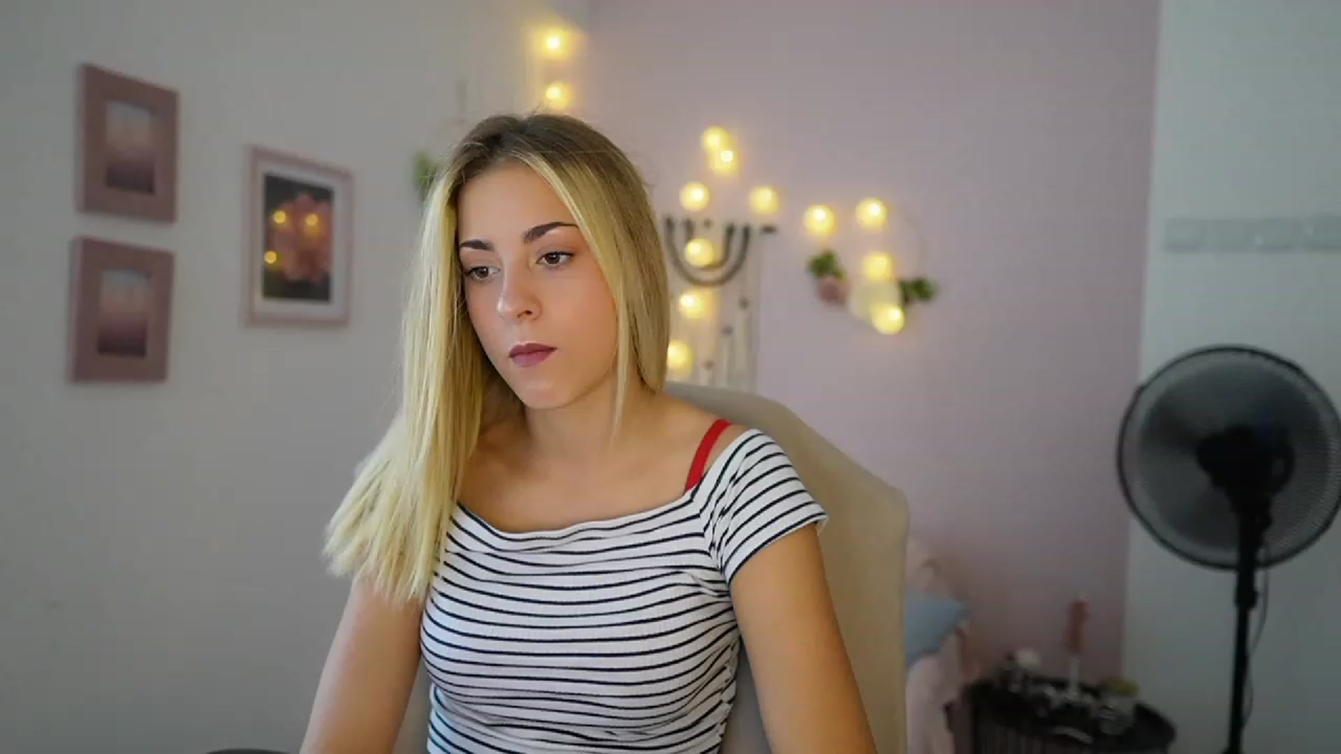Gallery image thumbnail from Gia_Lopez18's myfreecams stream on, 07/18/2023, 13:37 image 9 of 20