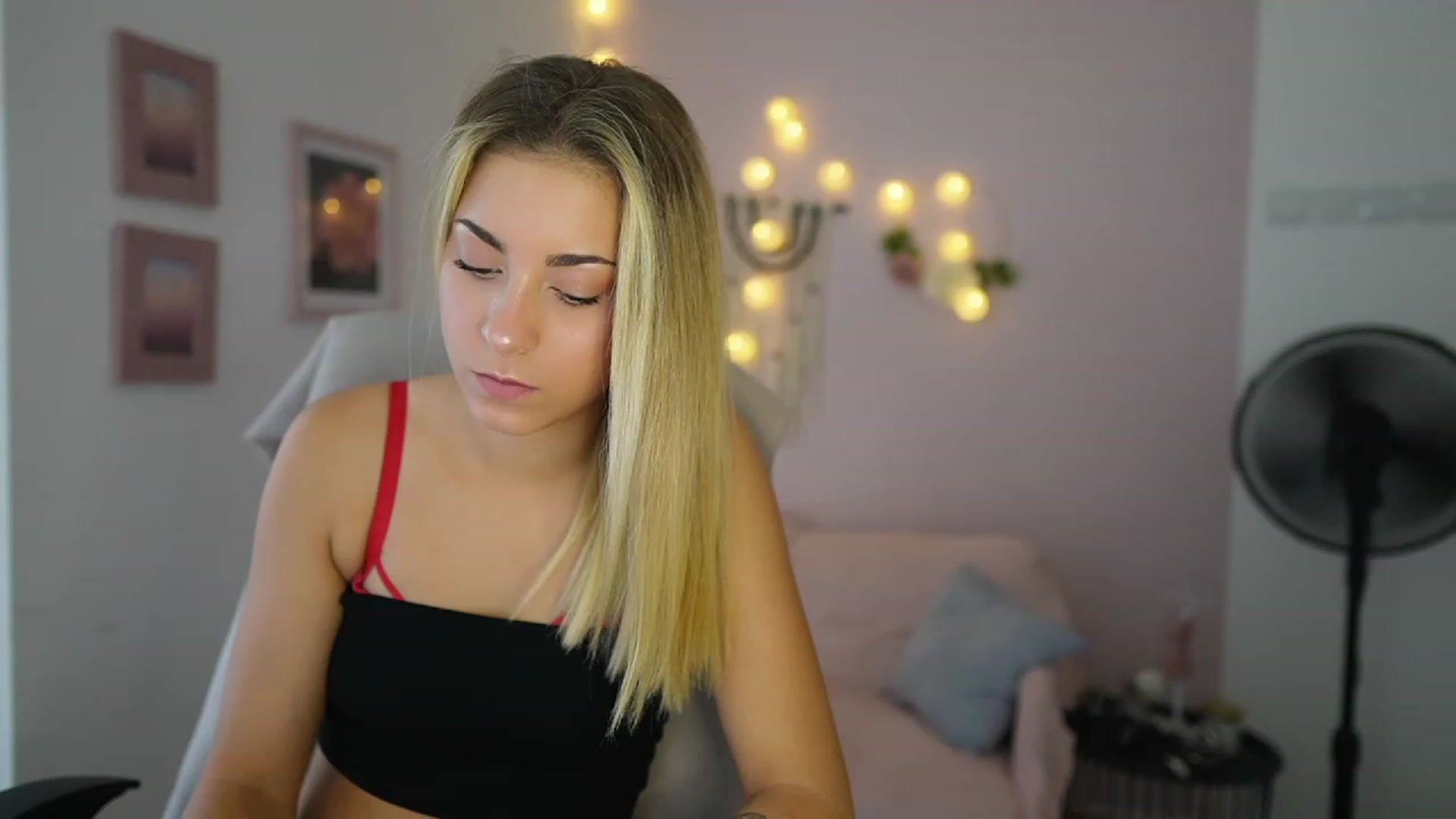 Gallery image thumbnail from Gia_Lopez18's myfreecams stream on, 07/21/2023, 13:55 image 15 of 20