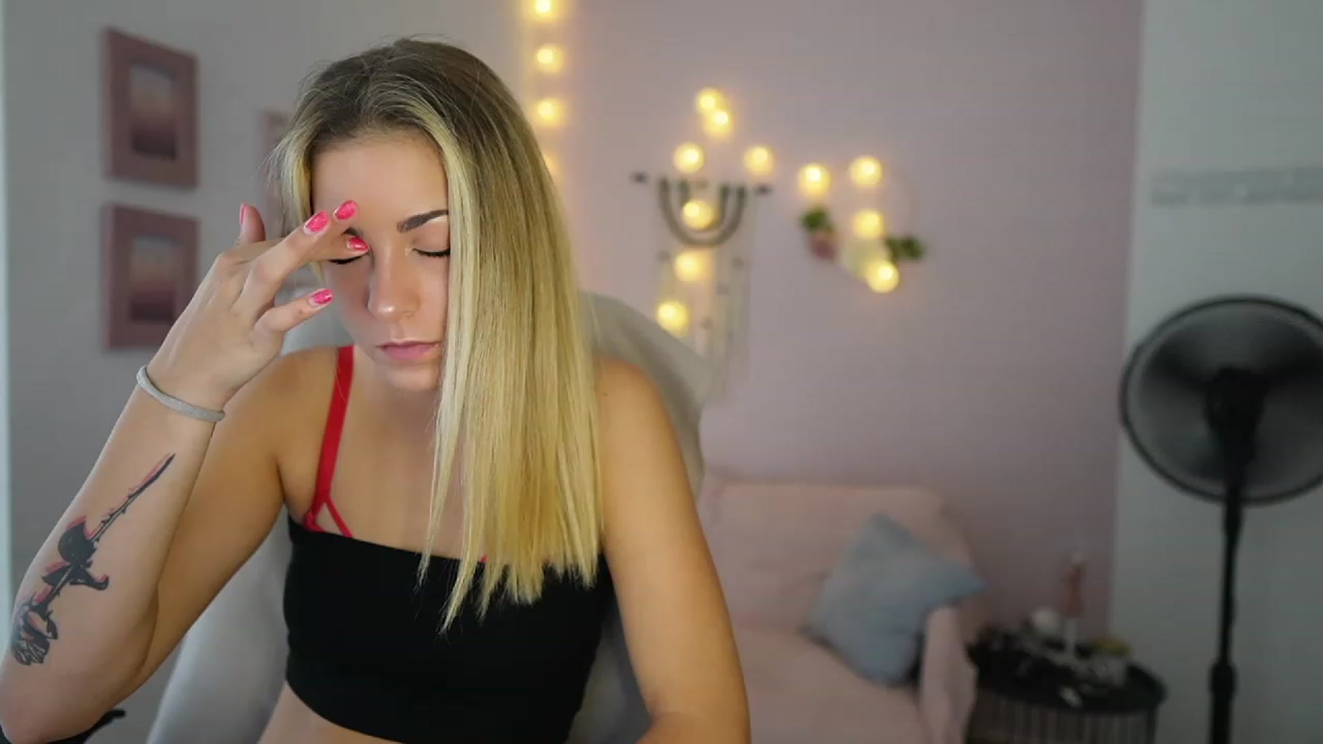 Gallery image thumbnail from Gia_Lopez18's myfreecams stream on, 07/21/2023, 13:55 image 19 of 20