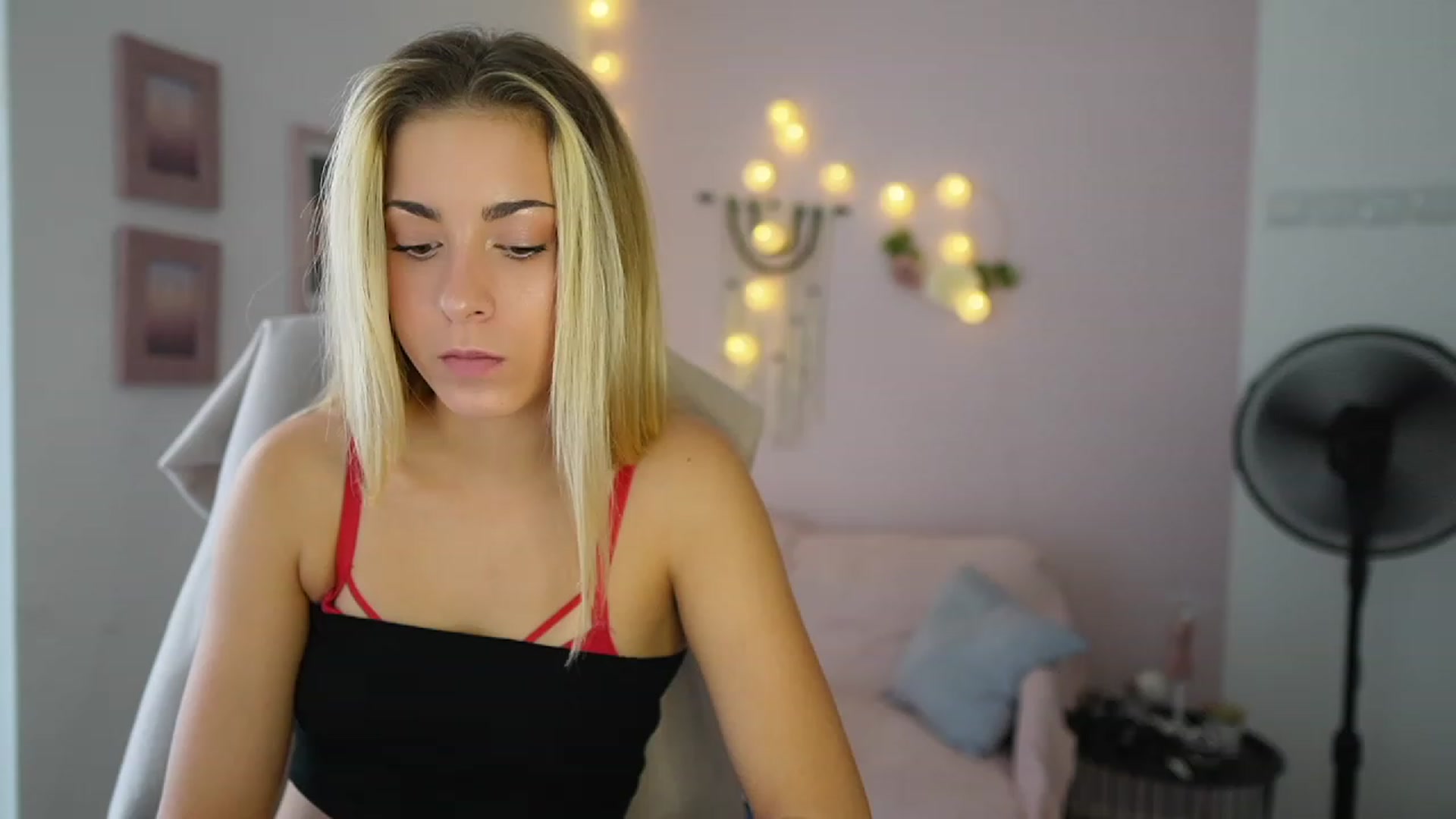 Gallery image thumbnail from Gia_Lopez18's myfreecams stream on, 07/21/2023, 15:53 image 4 of 20