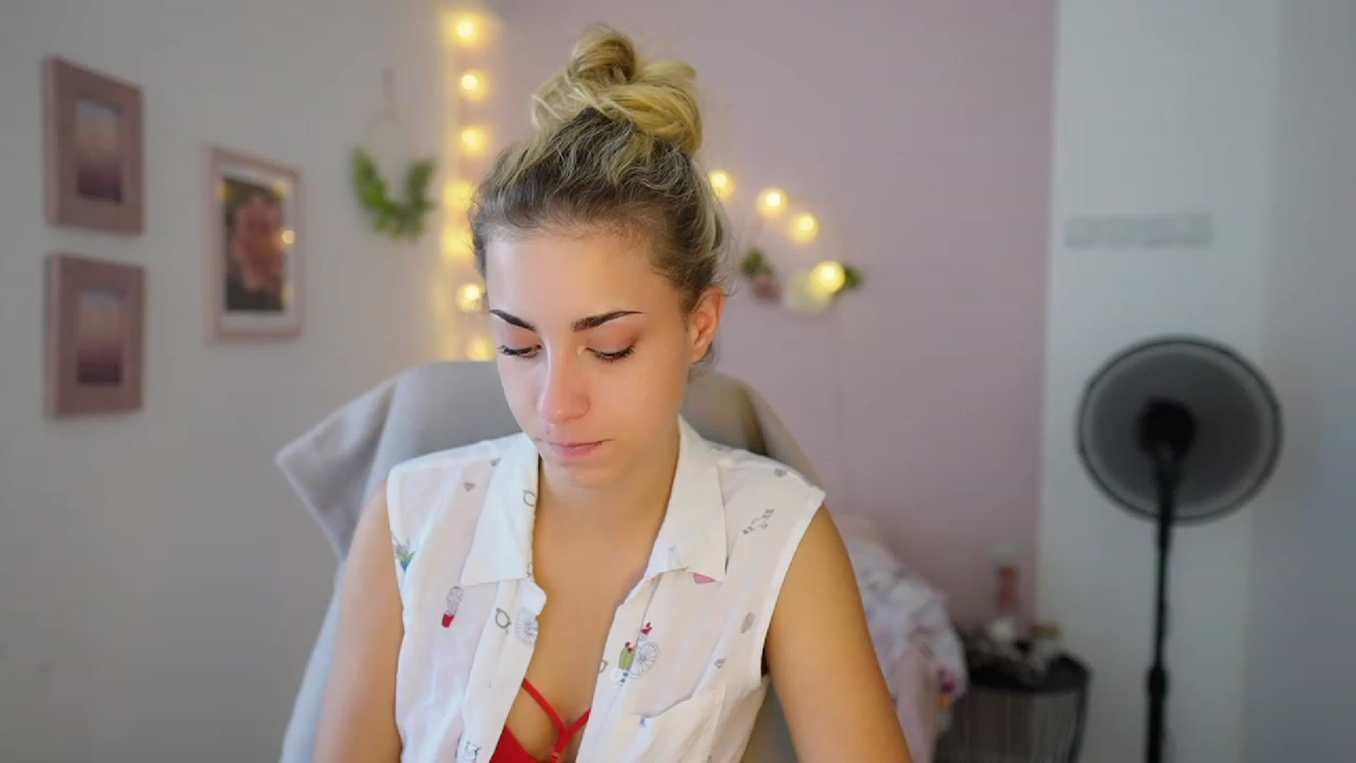 Gallery image thumbnail from Gia_Lopez18's myfreecams stream on, 07/27/2023, 17:04 image 8 of 20